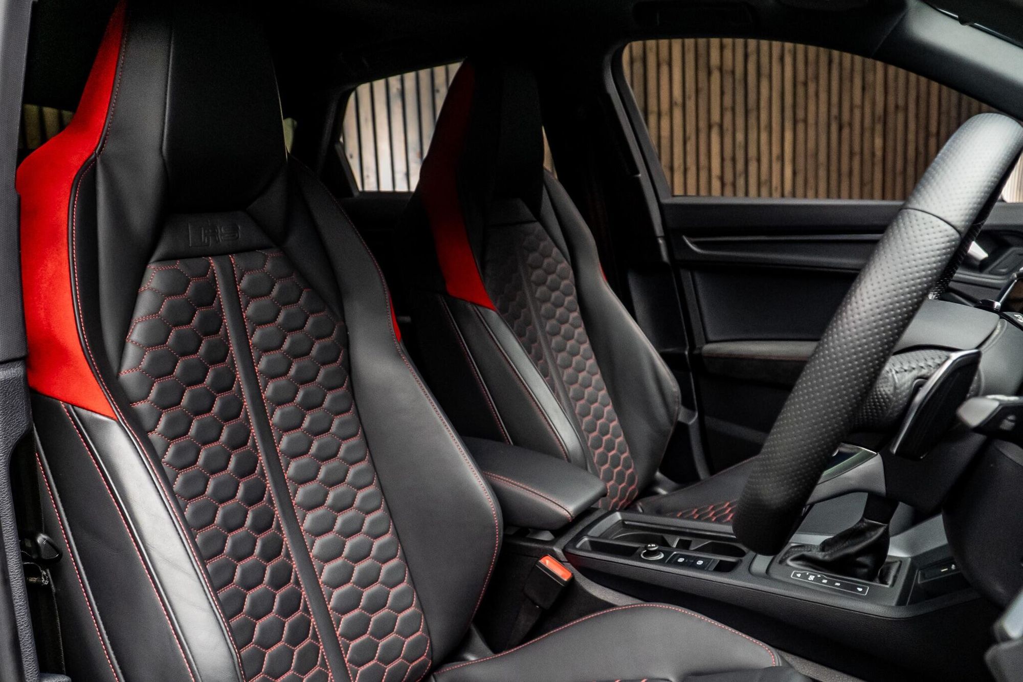 AUDI RS Q3 SPORTBACK RS Q3 TFSI Quattro Audi Sport Edition 5dr S Tronic for sale UK - Slide 2