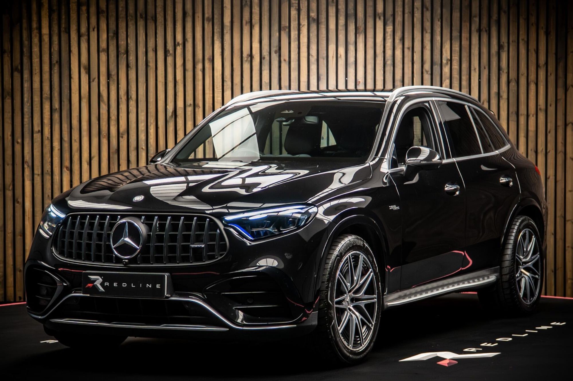 MERCEDES-BENZ GLC ESTATE GLC 300 4Matic AMG Line Premium Plus 5dr 9G-Tronic for sale UK - Slide 8