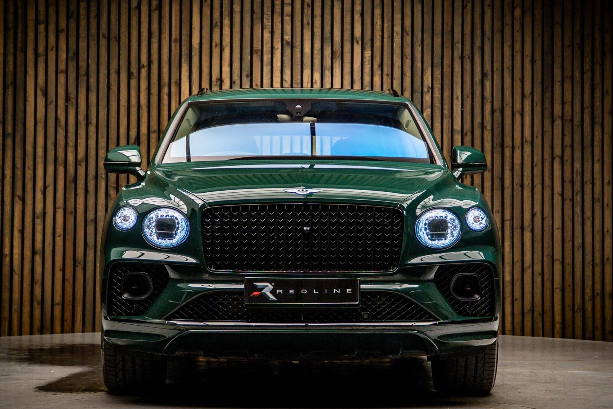 BENTLEY BENTAYGA ESTATE 4.0 V8 Azure 5dr Auto EWB for sale UK - Slide 5