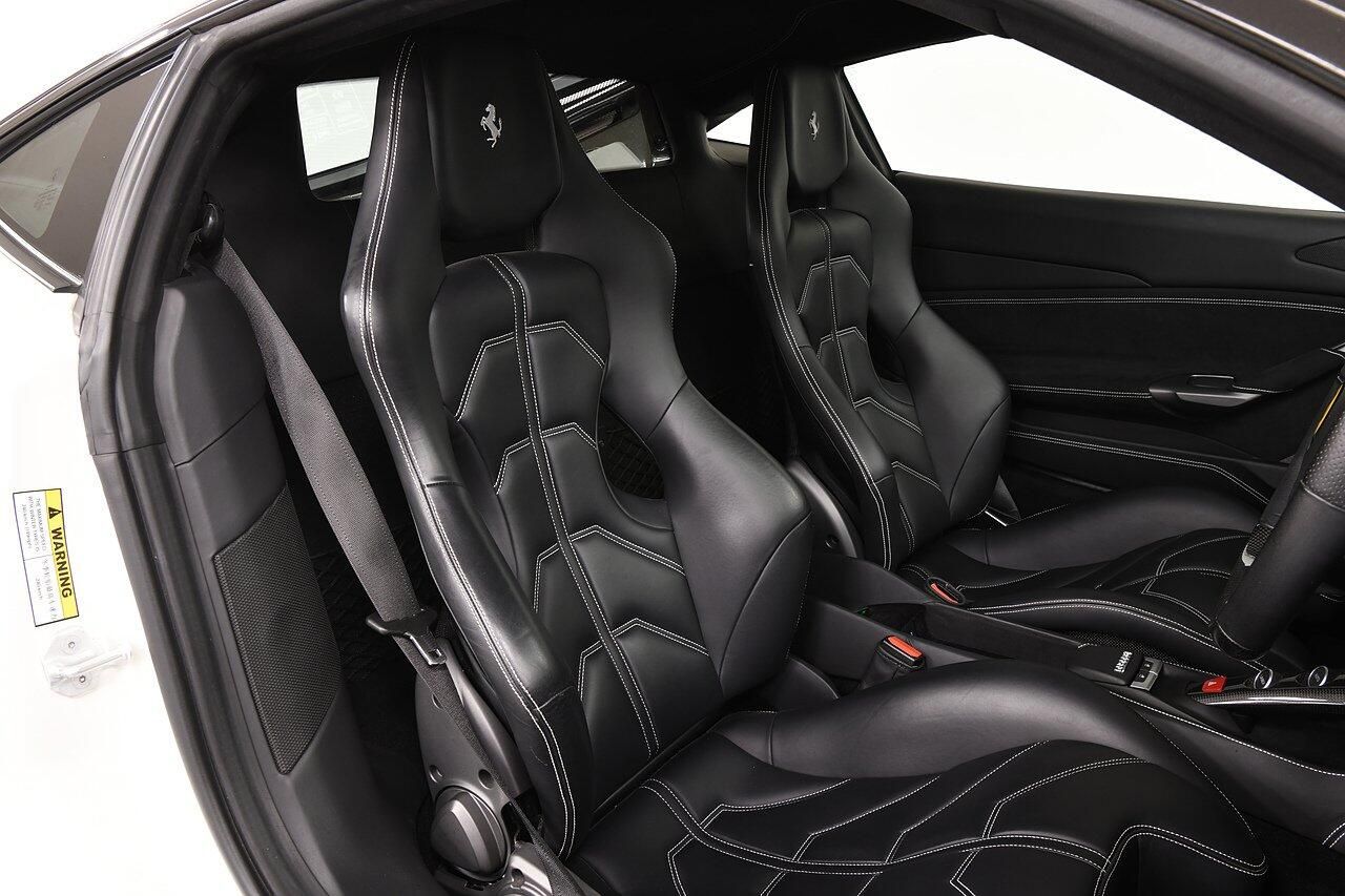 FERRARI 488 GTB COUPE 2dr Auto for sale UK - Slide 8