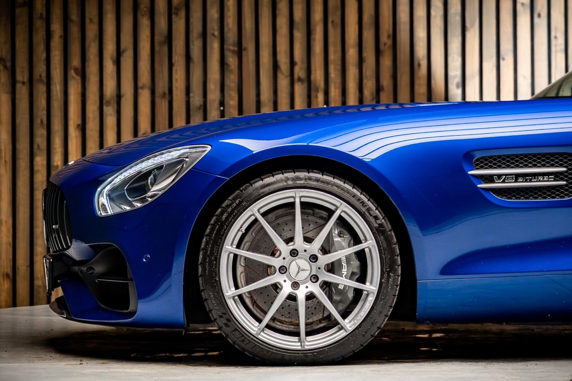 MERCEDES-BENZ AMG GT ROADSTER GT Premium 2dr Auto for sale UK - Slide 9