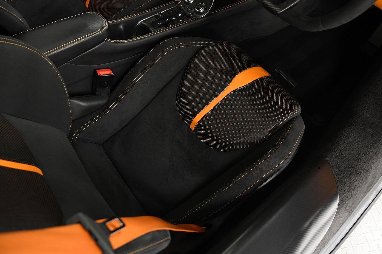 MCLAREN 570 S SPIDER V8 2dr SSG Auto for sale UK - Slide 10