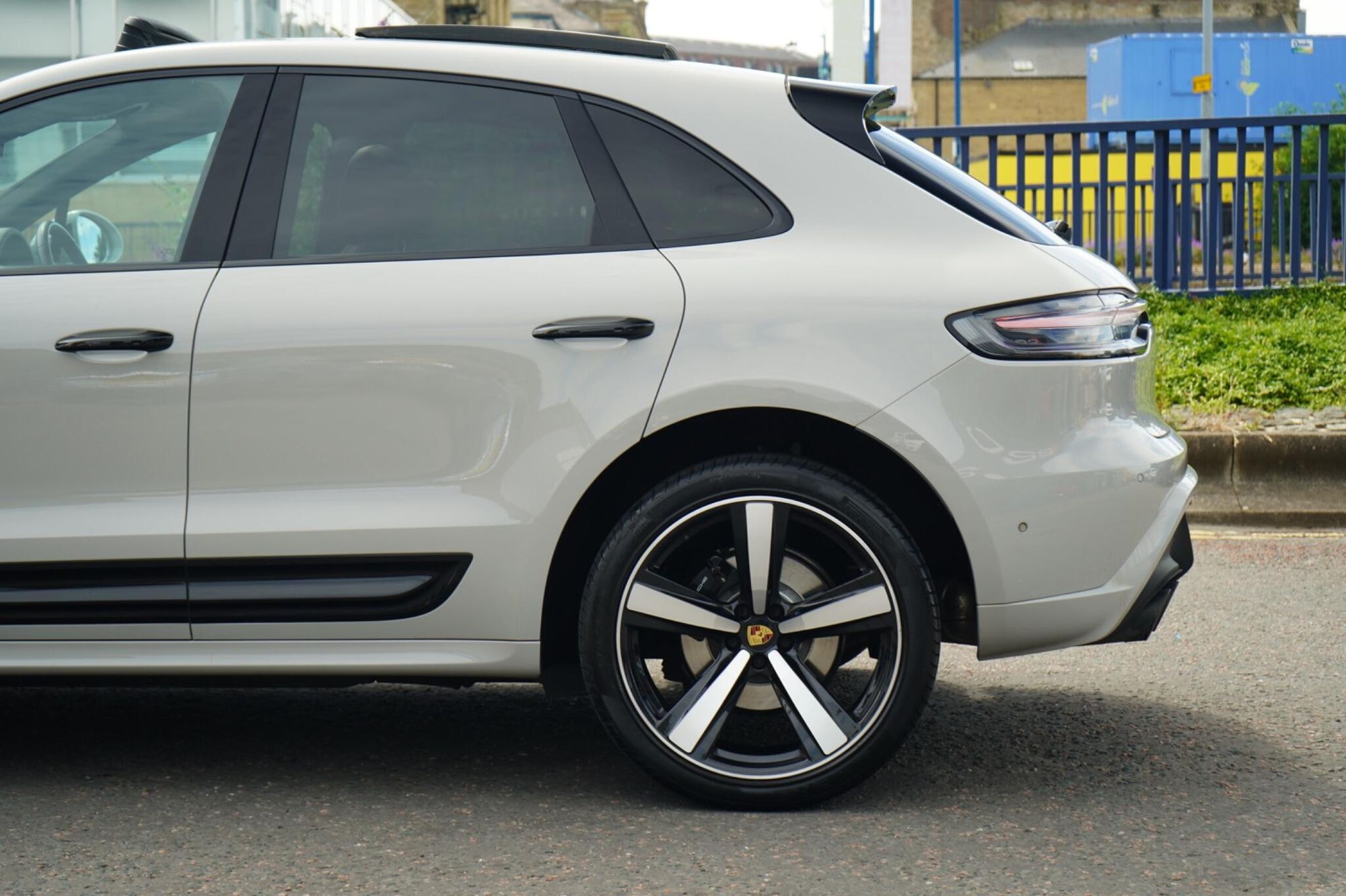 PORSCHE MACAN ESTATE S 5dr PDK for sale UK - Slide 10
