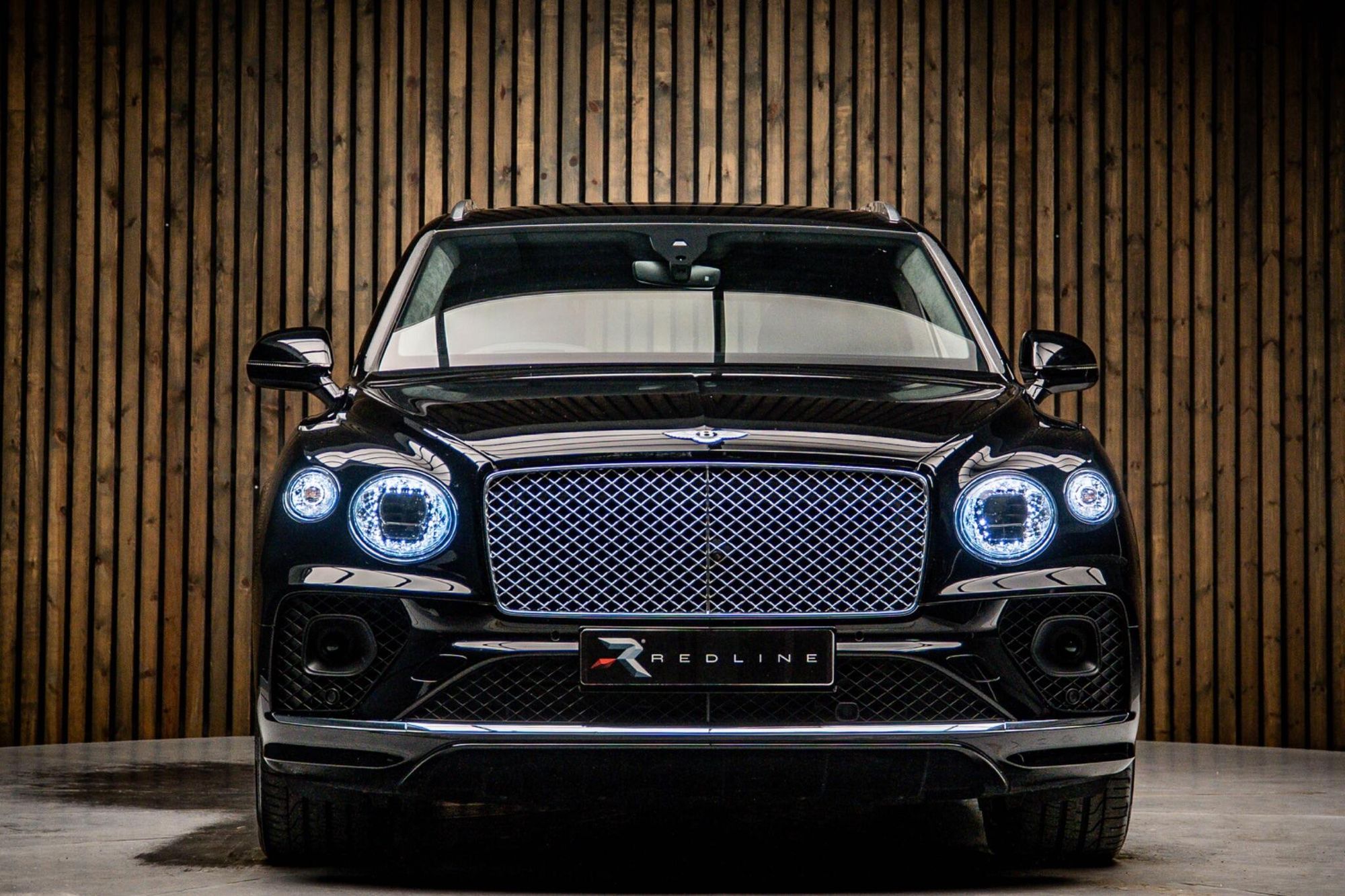 BENTLEY BENTAYGA ESTATE 4.0 V8 5dr Auto for sale UK - Slide 5