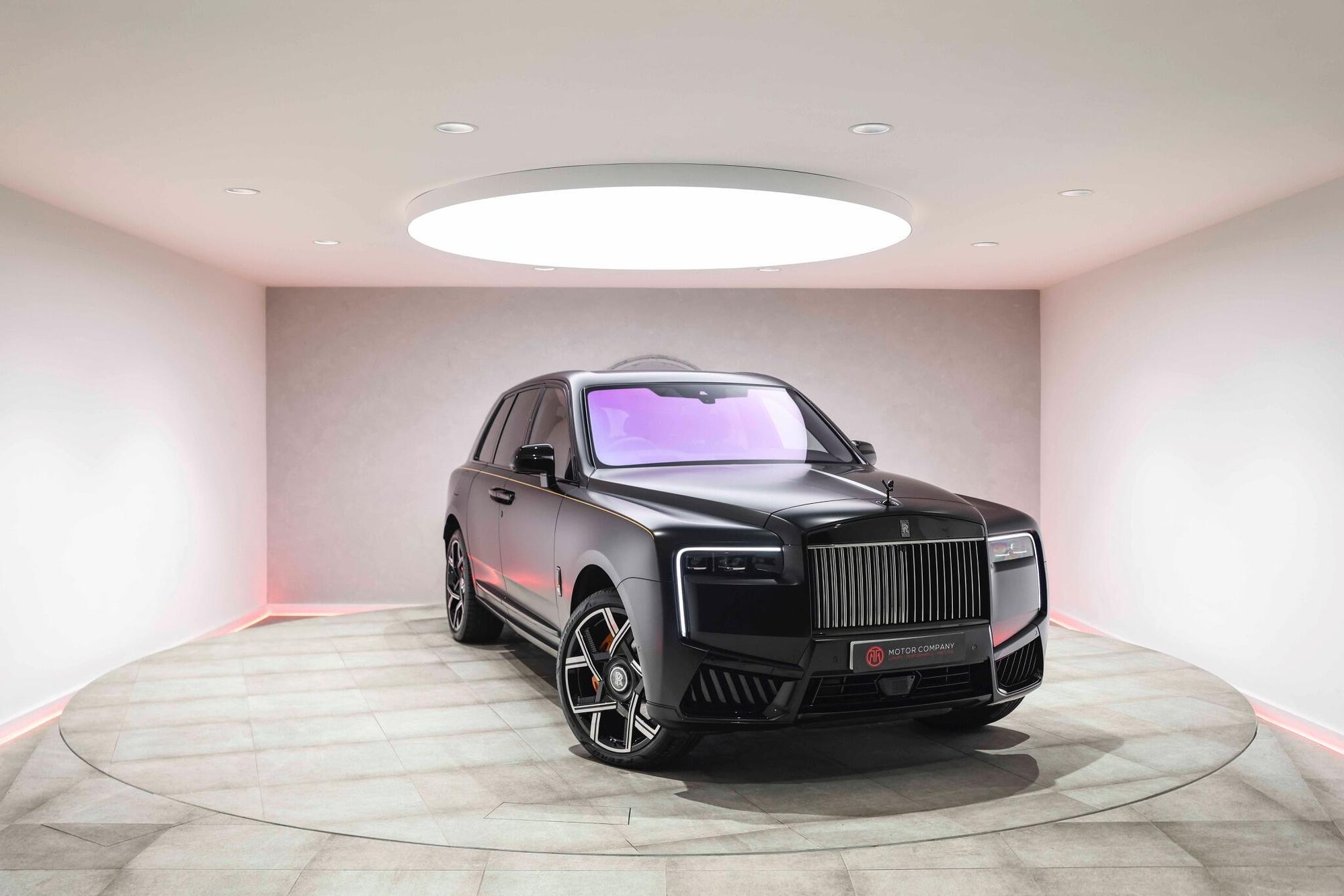 ROLLS-ROYCE CULLINAN ESTATE II Black Badge 5dr Auto for sale UK - Slide 5