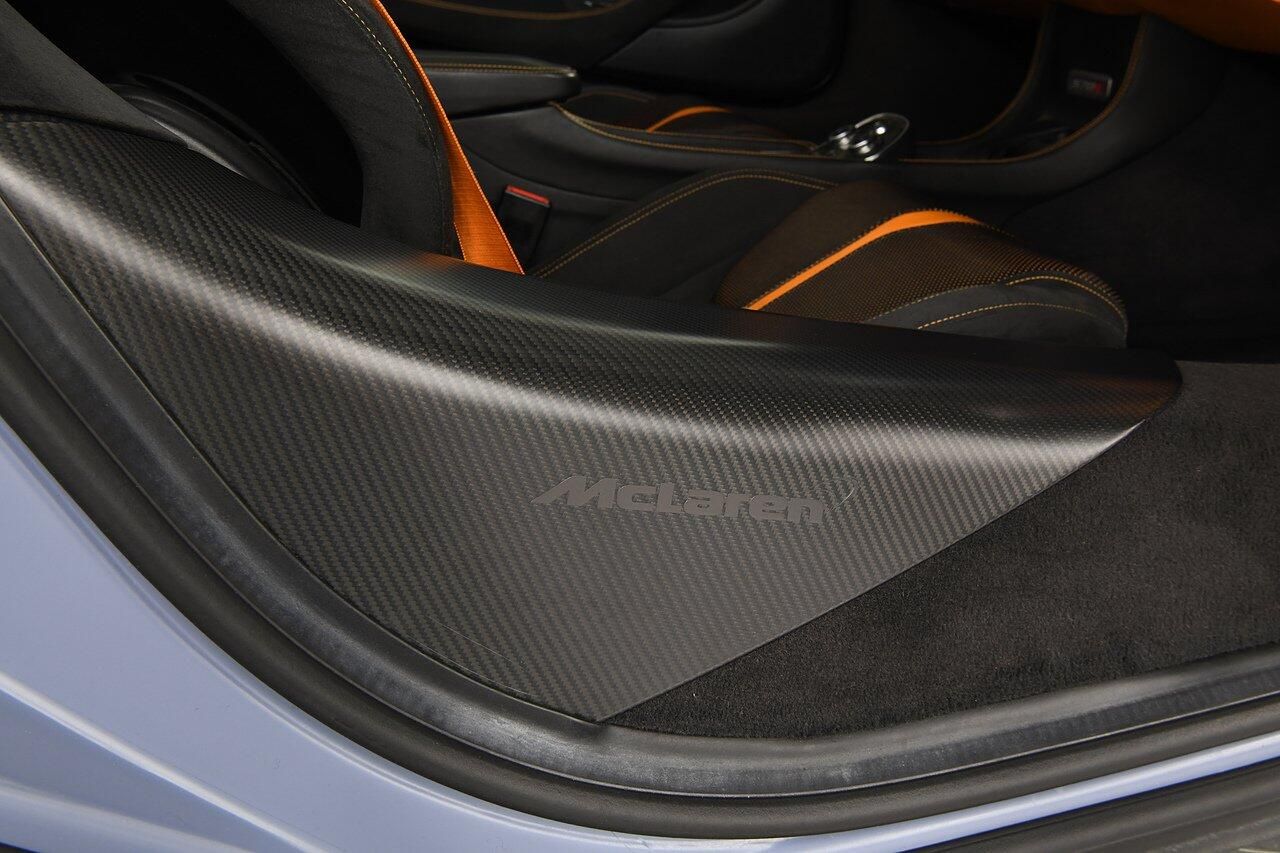 MCLAREN 570 S SPIDER V8 2dr SSG Auto for sale UK - Slide 9