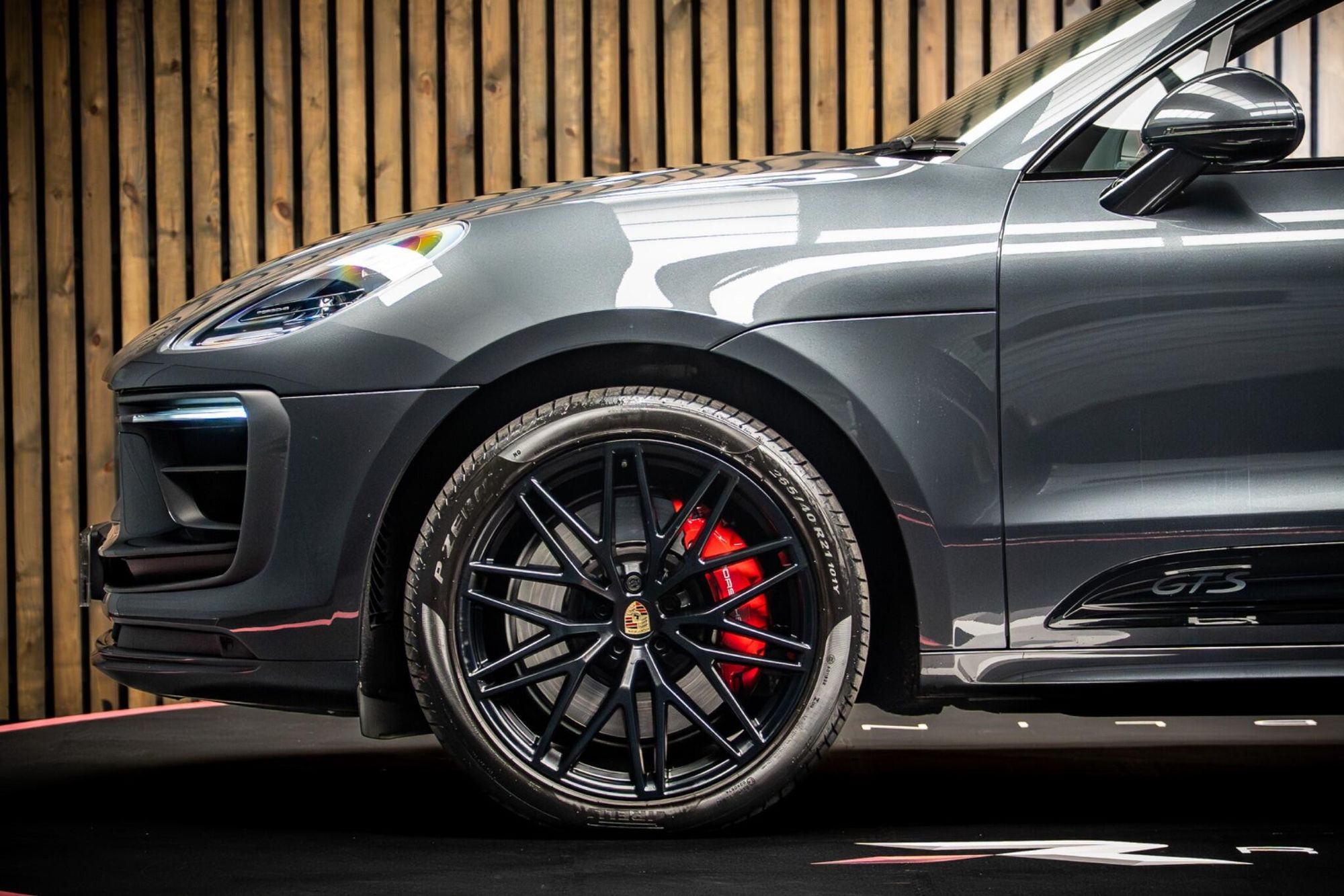 PORSCHE MACAN ESTATE GTS 5dr PDK for sale UK - Slide 9