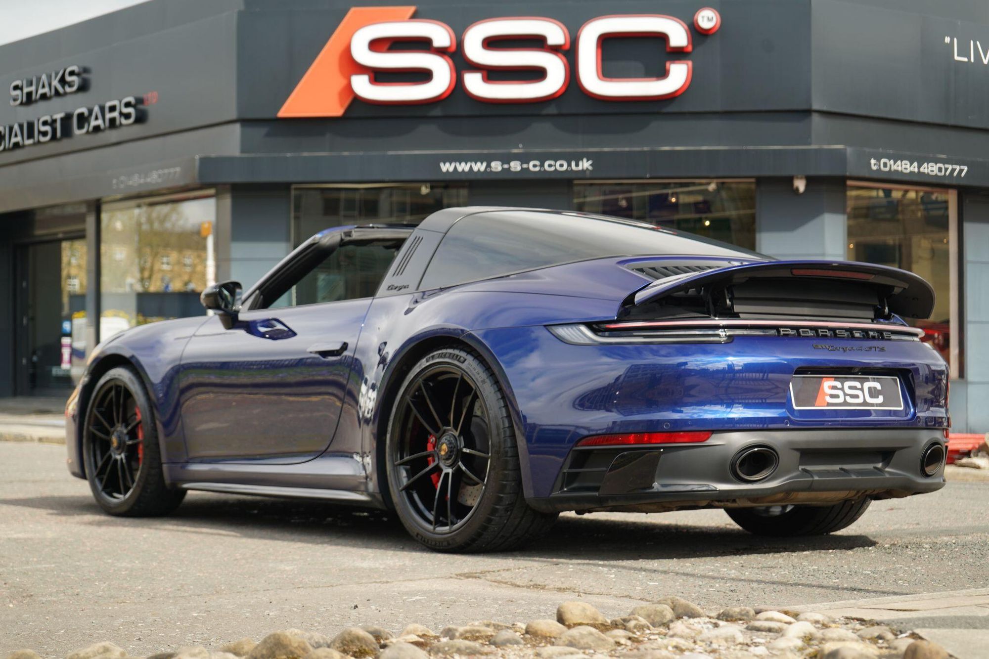 PORSCHE 911 [992] CARRERA 4 CABRIOLET GTS 2dr PDK for sale UK - Slide 2