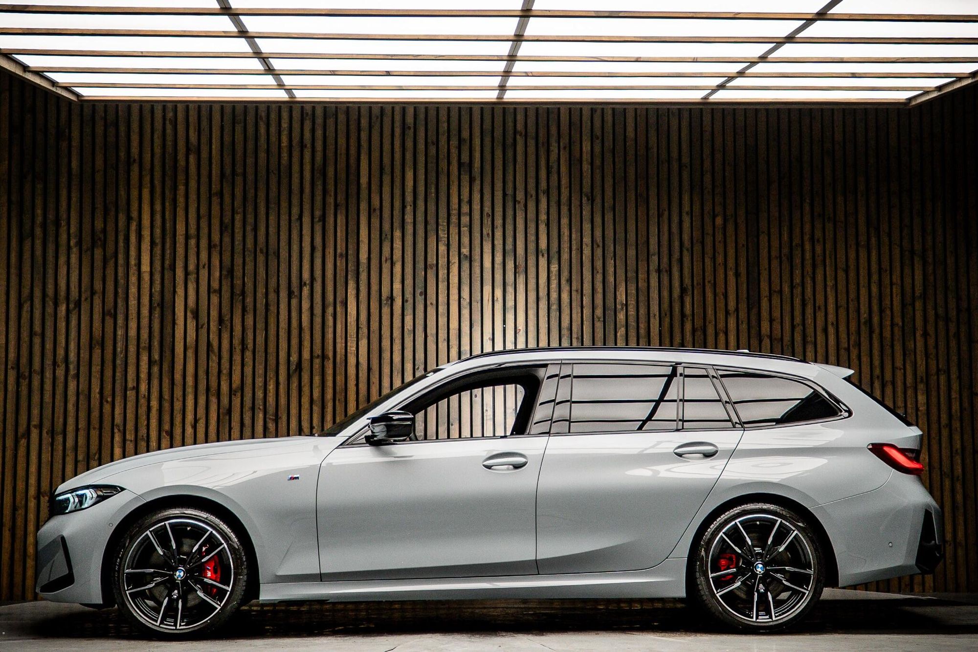 BMW 3 SERIES TOURING M340i xDrive MHT 5dr Step Auto for sale UK - Slide 7