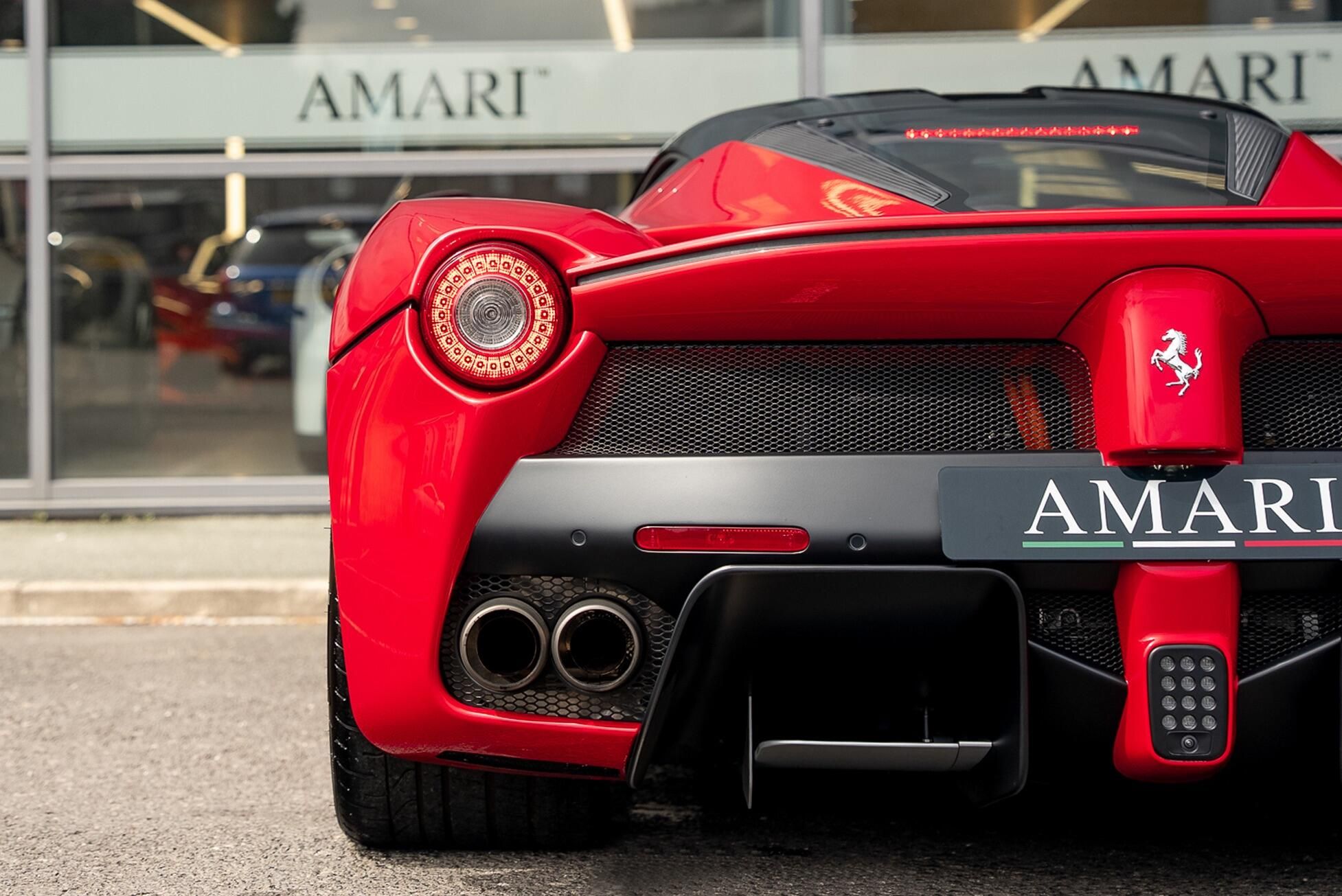 FERRARI LAFERRARI for sale UK - Slide 10
