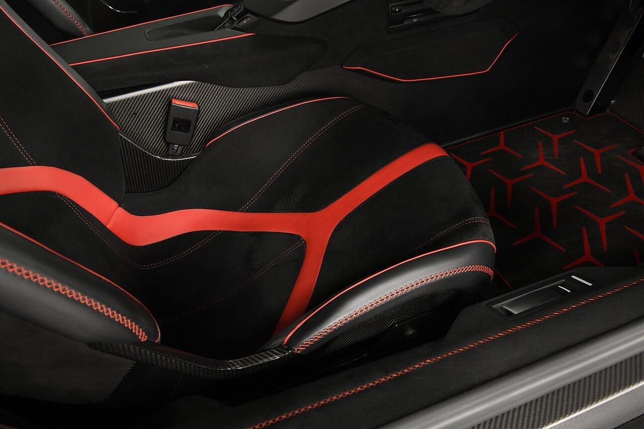 LAMBORGHINI AVENTADOR COUPE SPECIAL EDITION LP 770-4 SVJ 2dr ISR for sale UK - Slide 10