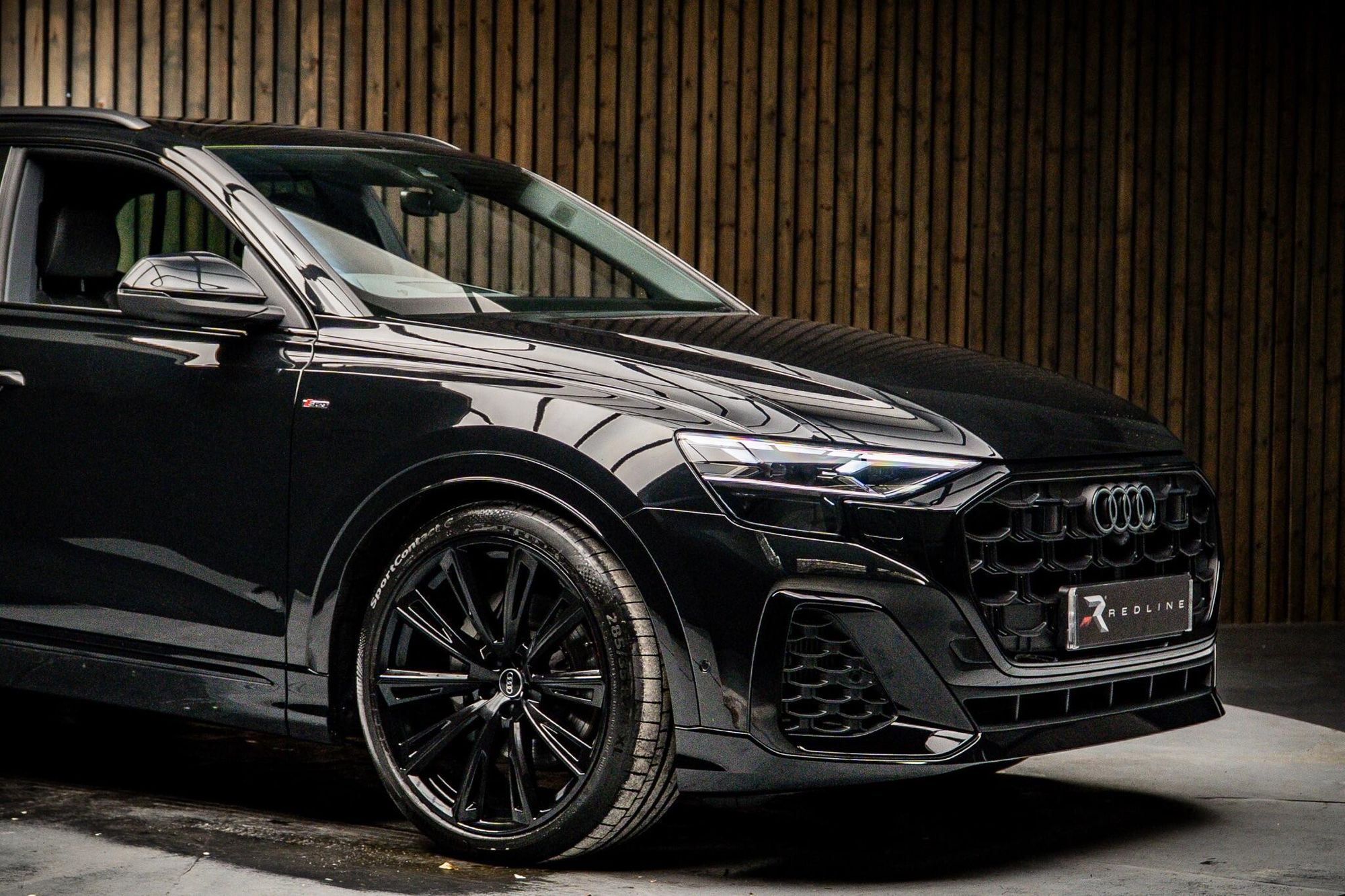 AUDI Q8 ESTATE 55 TFSI Quattro Black Edition 5dr Tiptronic for sale UK - Slide 10