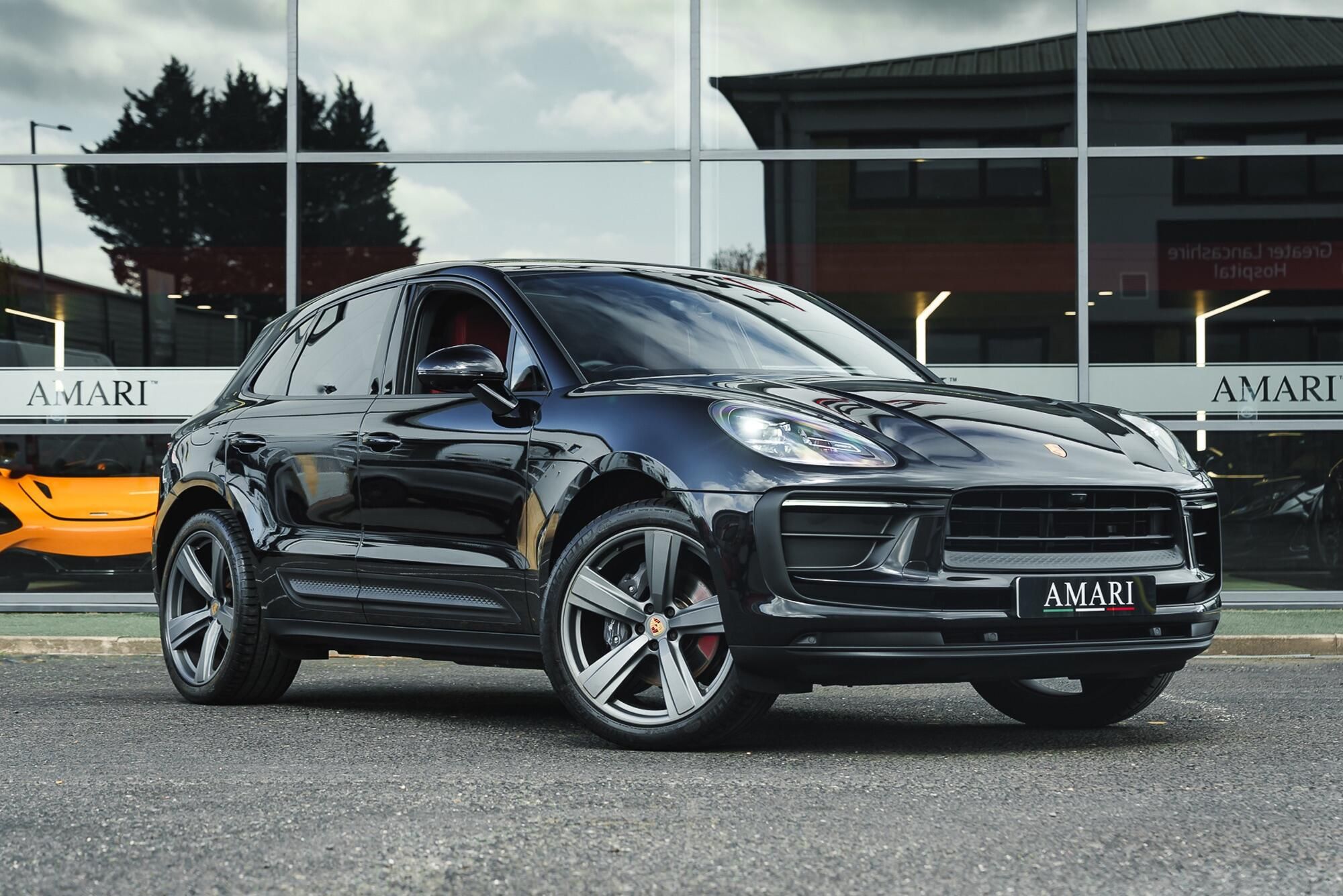 PORSCHE MACAN ESTATE 5dr PDK for sale UK - Slide 2