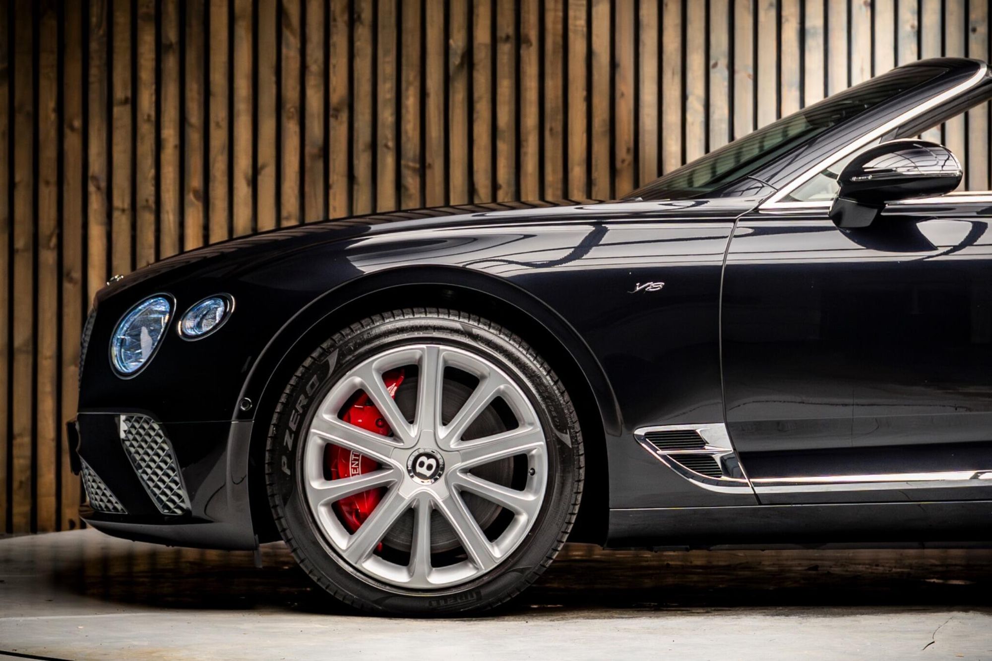 BENTLEY CONTINENTAL GTC CONVERTIBLE 4.0 V8 2dr Auto for sale UK - Slide 9