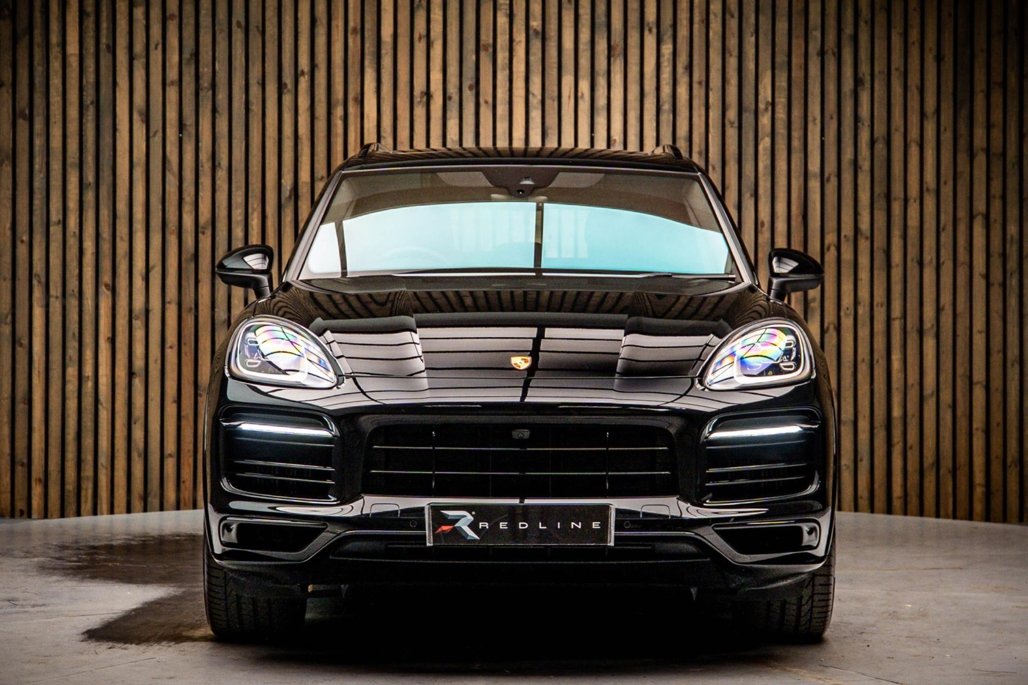 PORSCHE CAYENNE ESTATE SPECIAL EDITIONS E-Hybrid Platinum Edition 5dr Tiptronic S for sale UK - Slide 5