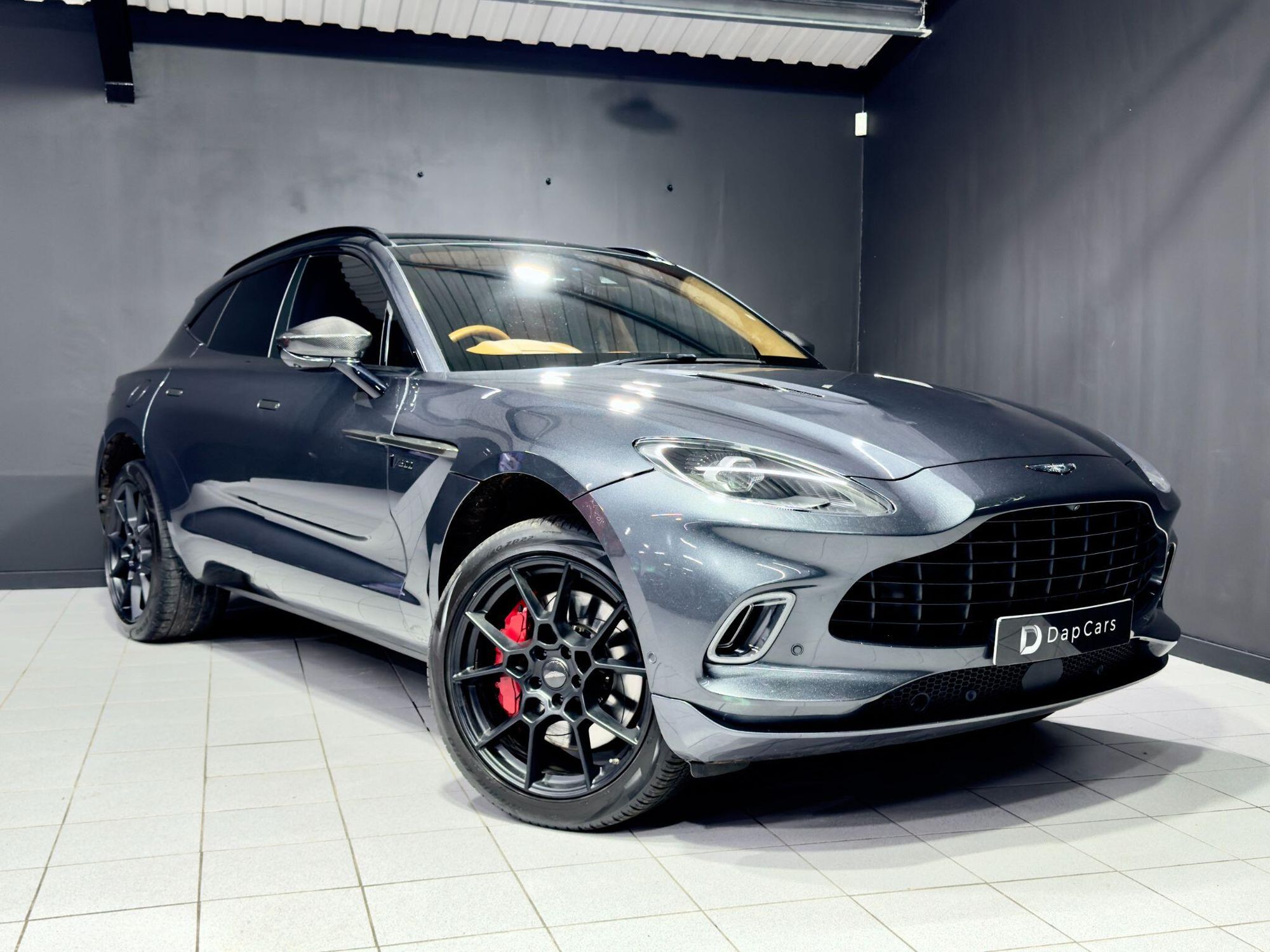 ASTON MARTIN DBX ESTATE V8 DBX707 5dr Touchtronic for sale UK - Slide 5