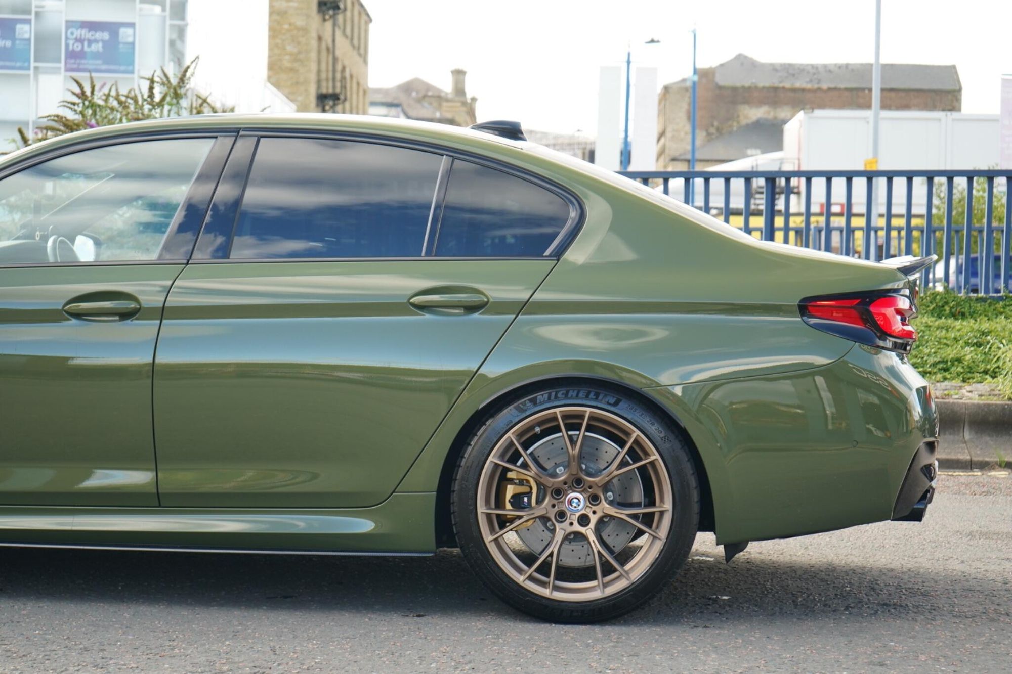 BMW M5 SALOON M5 Competition 4dr DCT for sale UK - Slide 10
