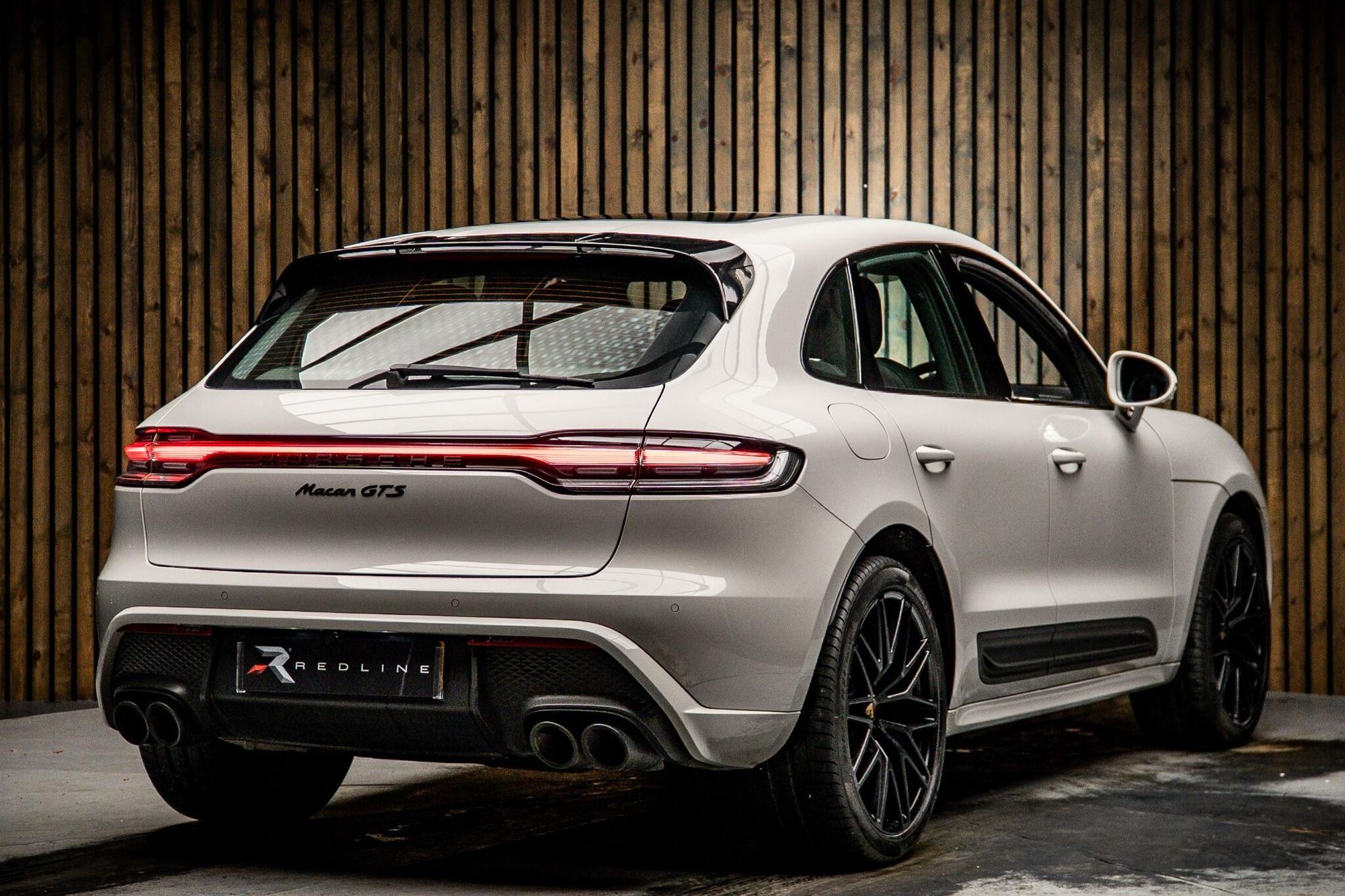 PORSCHE MACAN ESTATE GTS 5dr PDK for sale UK - Slide 4