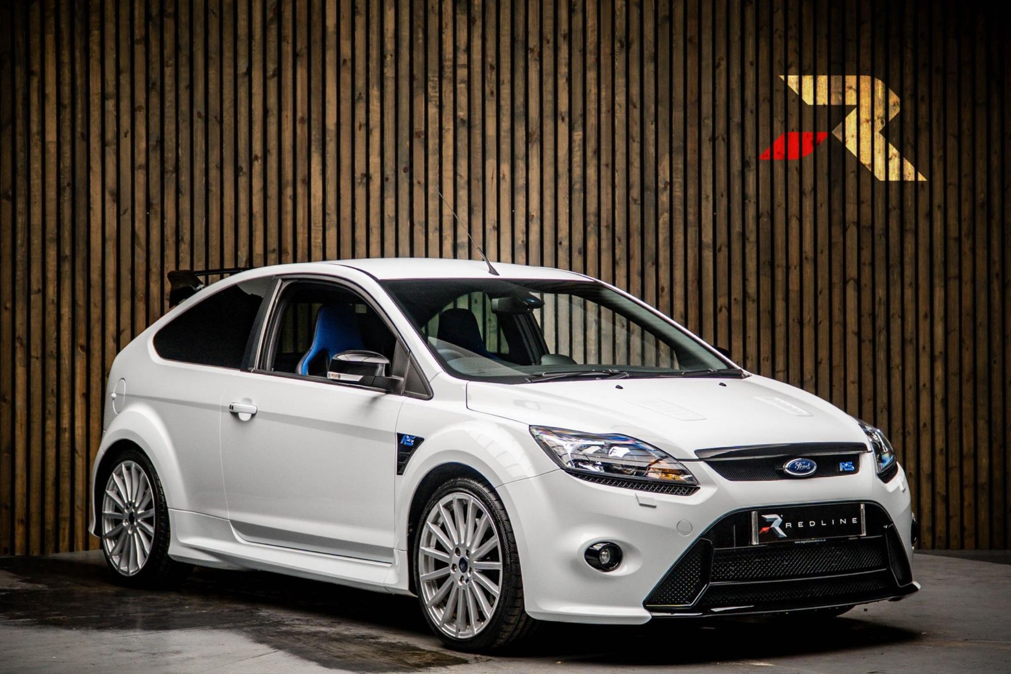FORD FOCUS HATCHBACK 2.5 RS 3dr