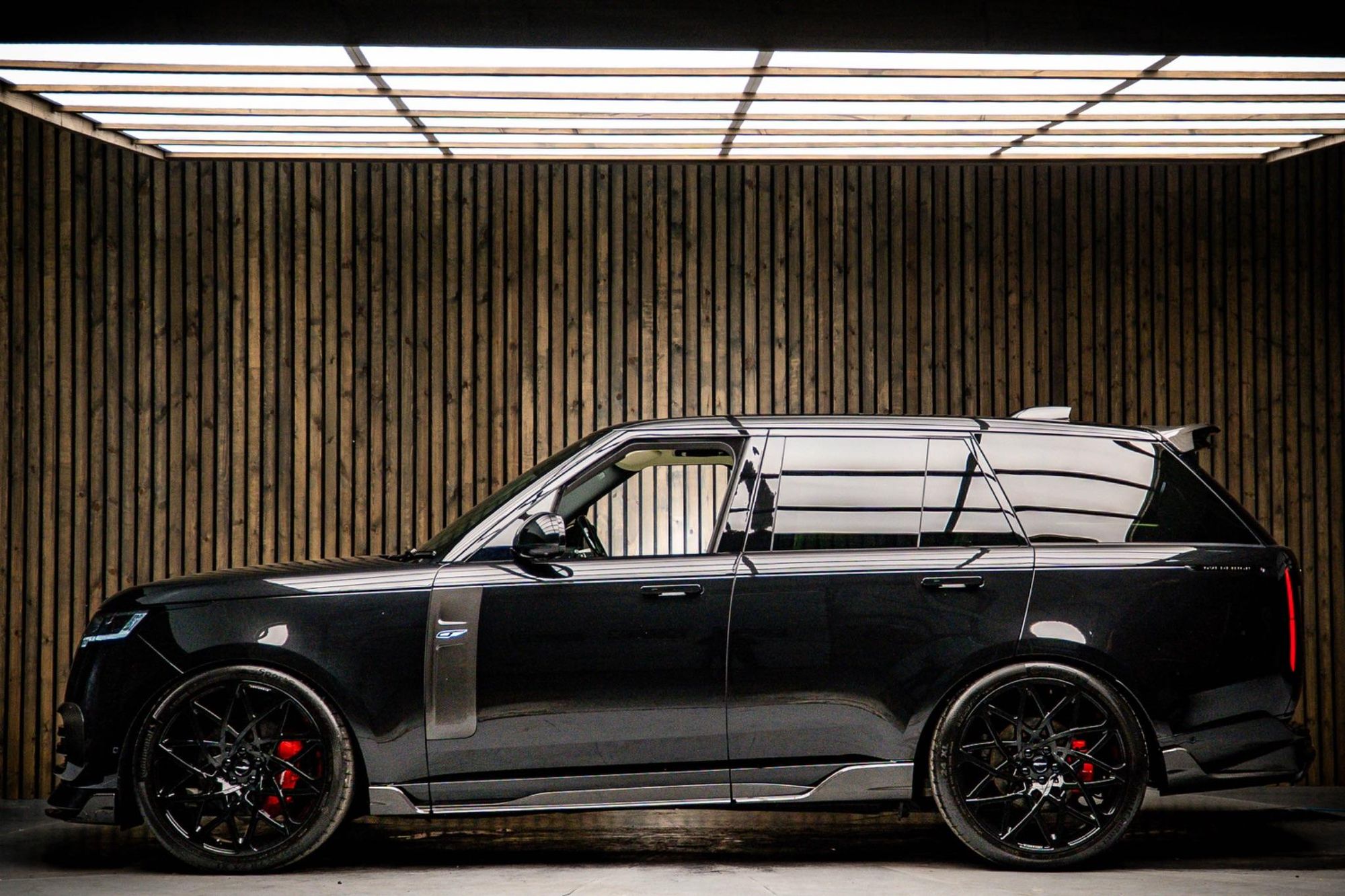 LAND ROVER RANGE ROVER ESTATE 3.0 P400 Autobiography 4dr Auto for sale UK - Slide 7