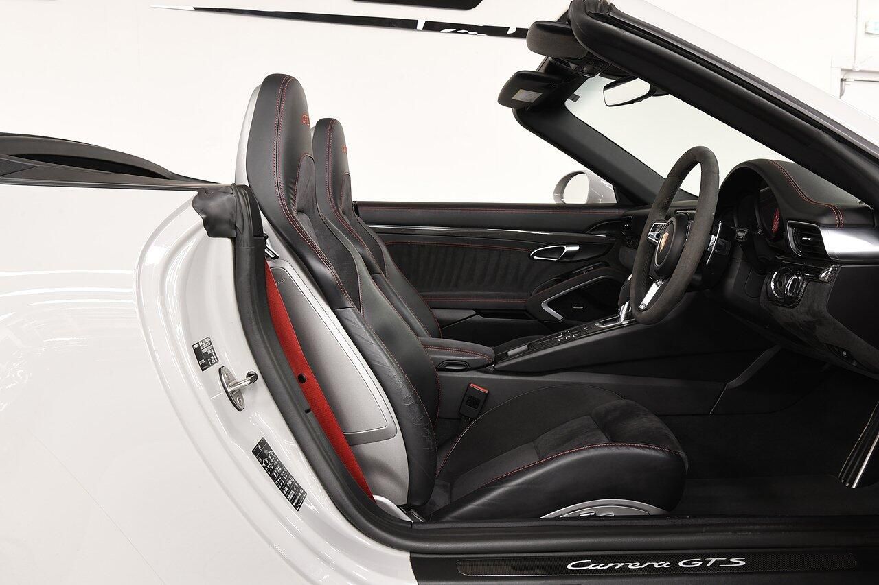 PORSCHE 911 [991] CARRERA CABRIOLET GTS 2dr PDK for sale UK - Slide 6