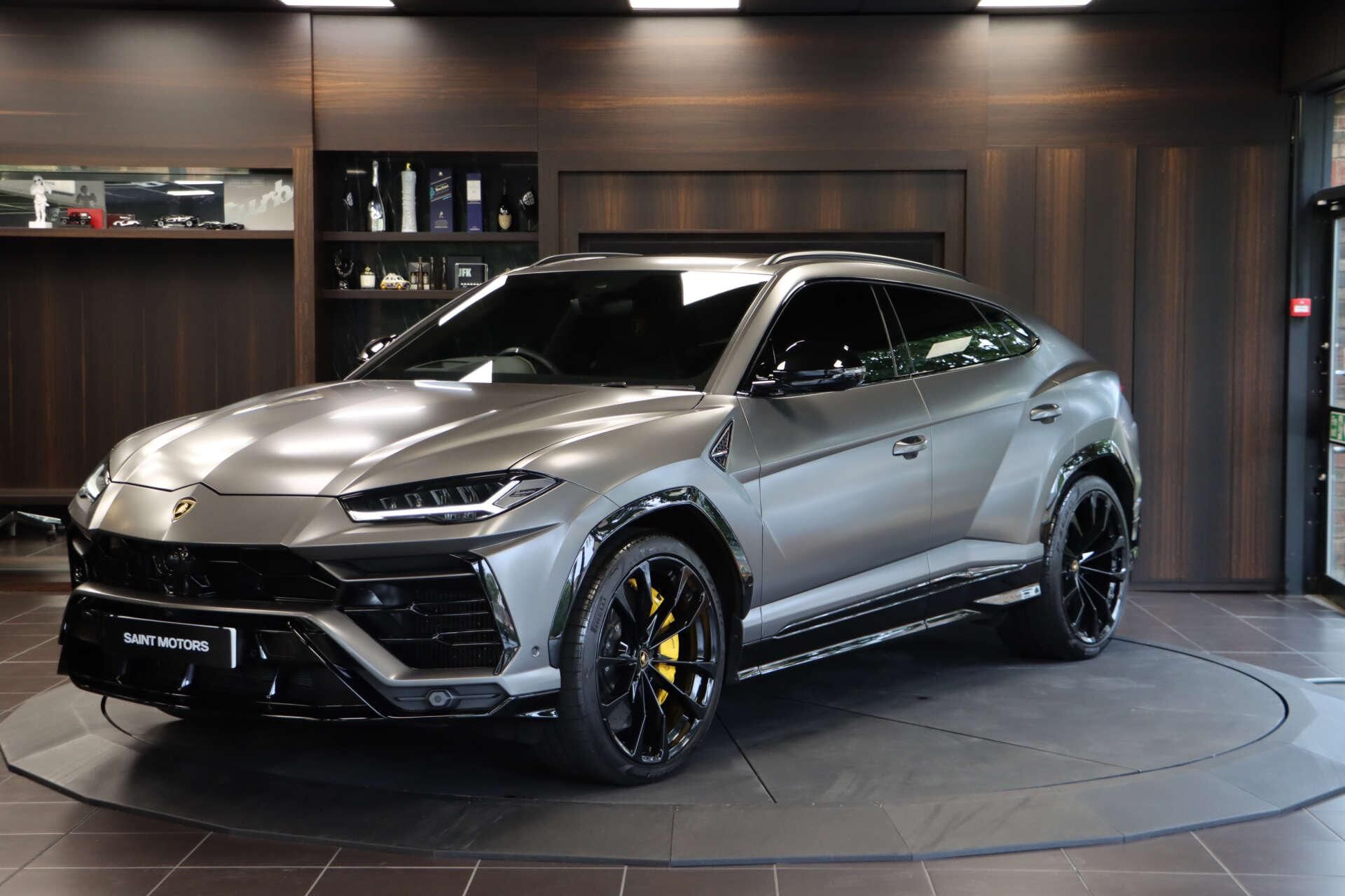 LAMBORGHINI URUS ESTATE 4.0T FSI V8 5dr Auto for sale UK - Slide 5