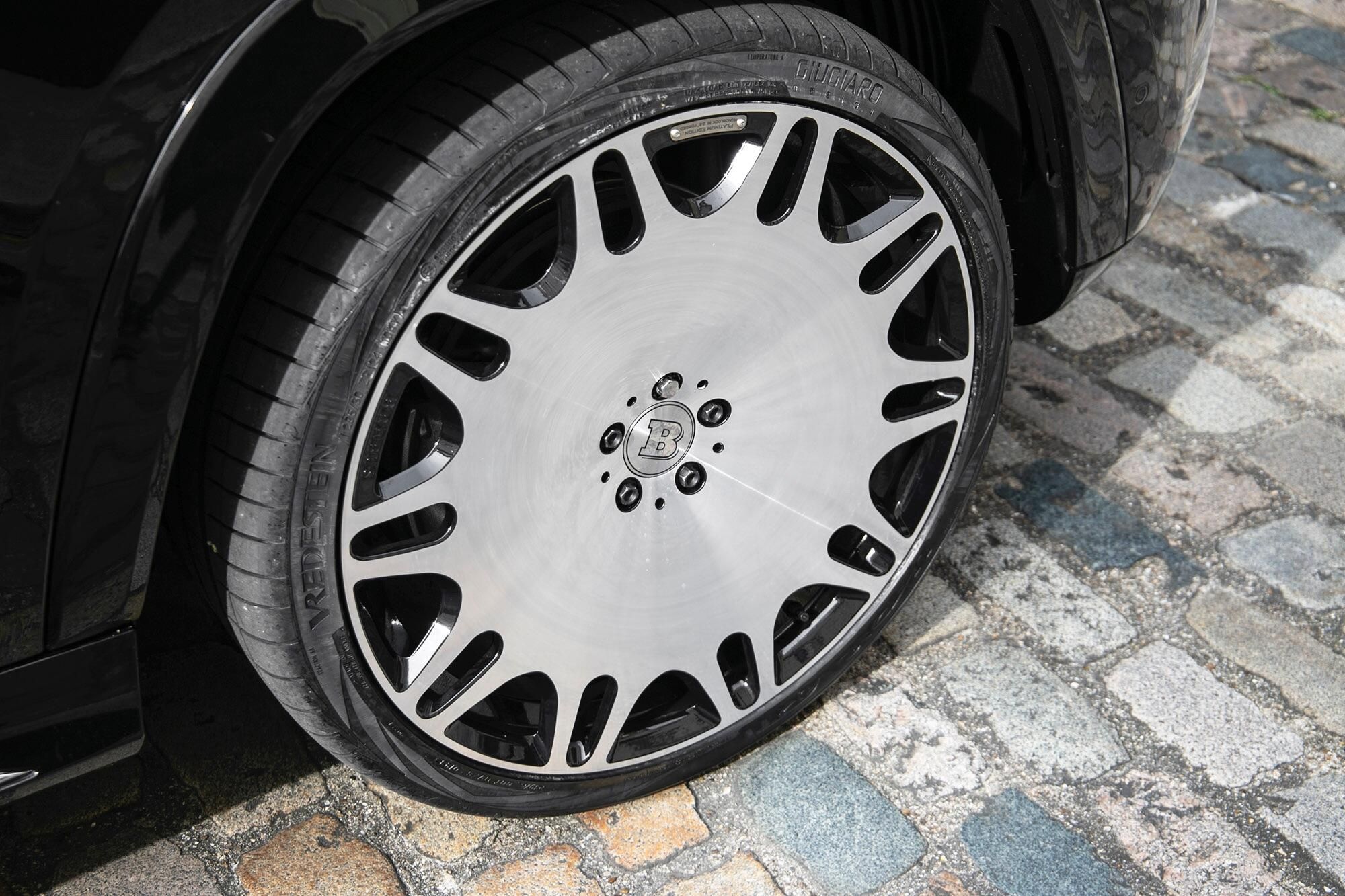 MERCEDES-BENZ GLS ESTATE Maybach GLS 600 4Matic 5dr 9G-Tronic for sale UK - Slide 10