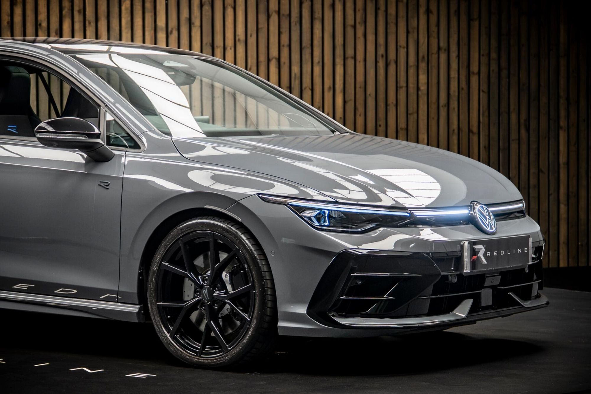 VOLKSWAGEN GOLF HATCHBACK 2.0 TSI 333 R Black Edition 4Motion 5dr DSG for sale UK - Slide 10