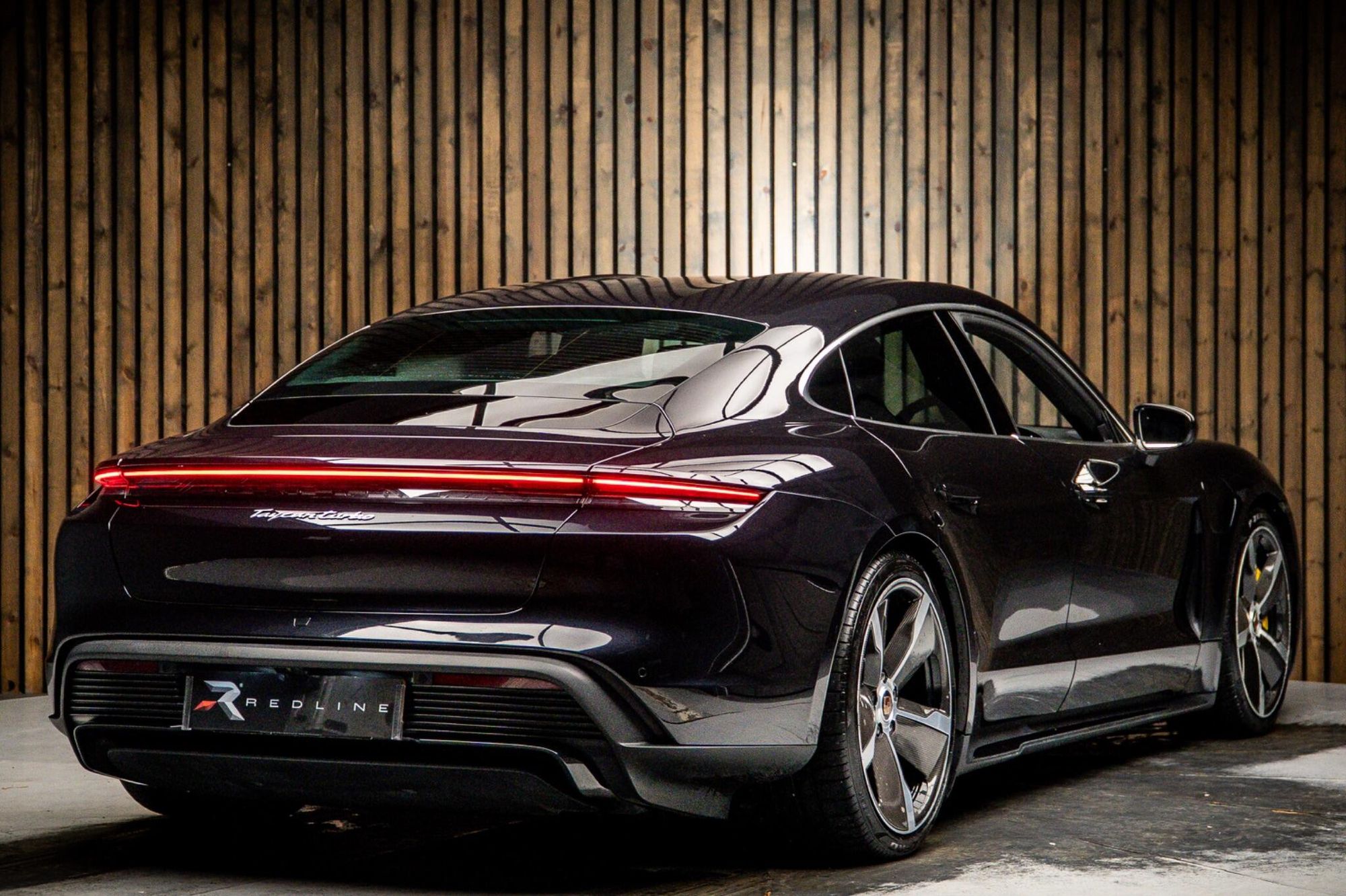 PORSCHE TAYCAN SALOON 500kW Turbo 93kWh 4dr Auto for sale UK - Slide 4