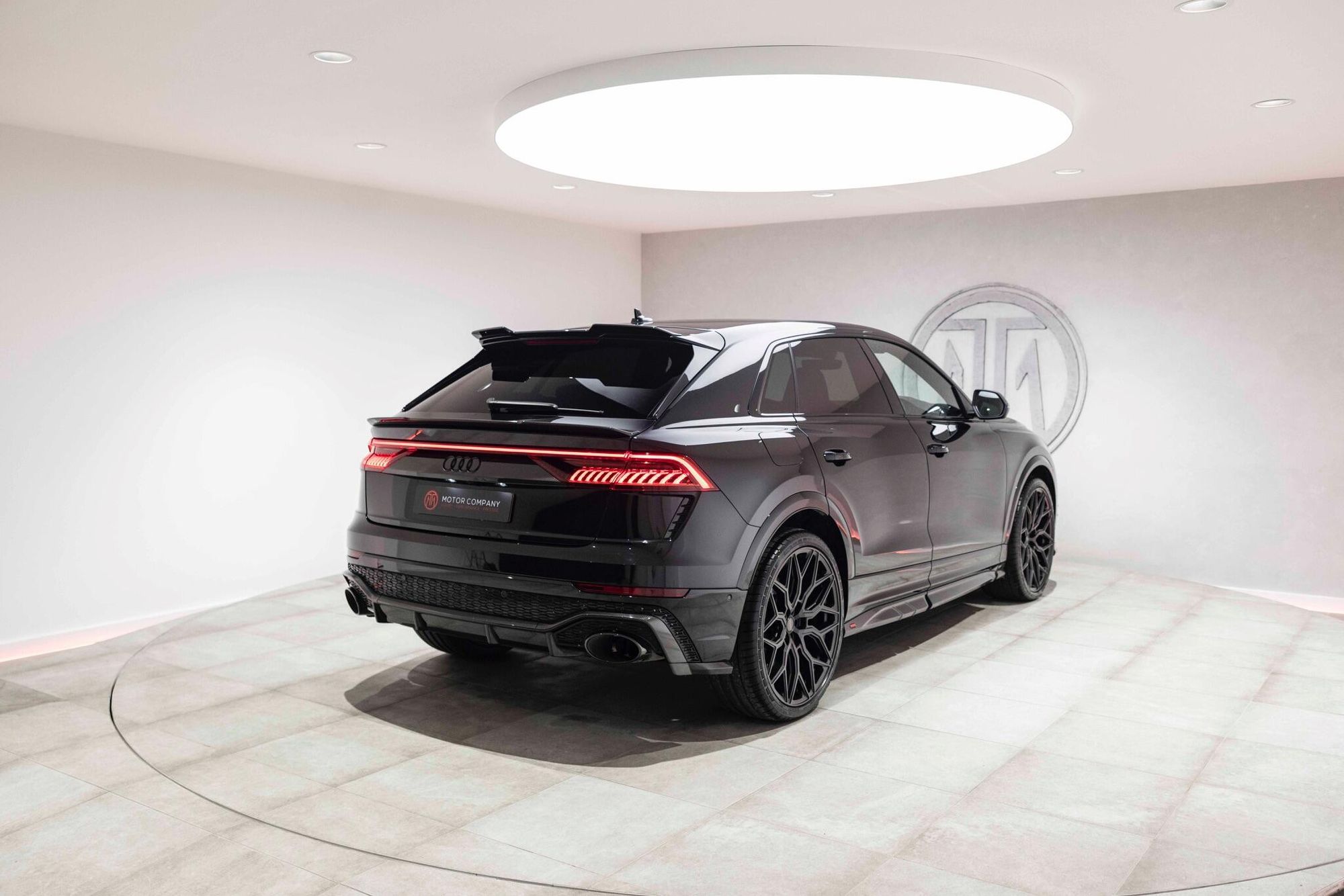 AUDI RS Q8 ESTATE RS Q8 TFSI Quattro Carbon Black 5dr Tiptronic for sale UK - Slide 8