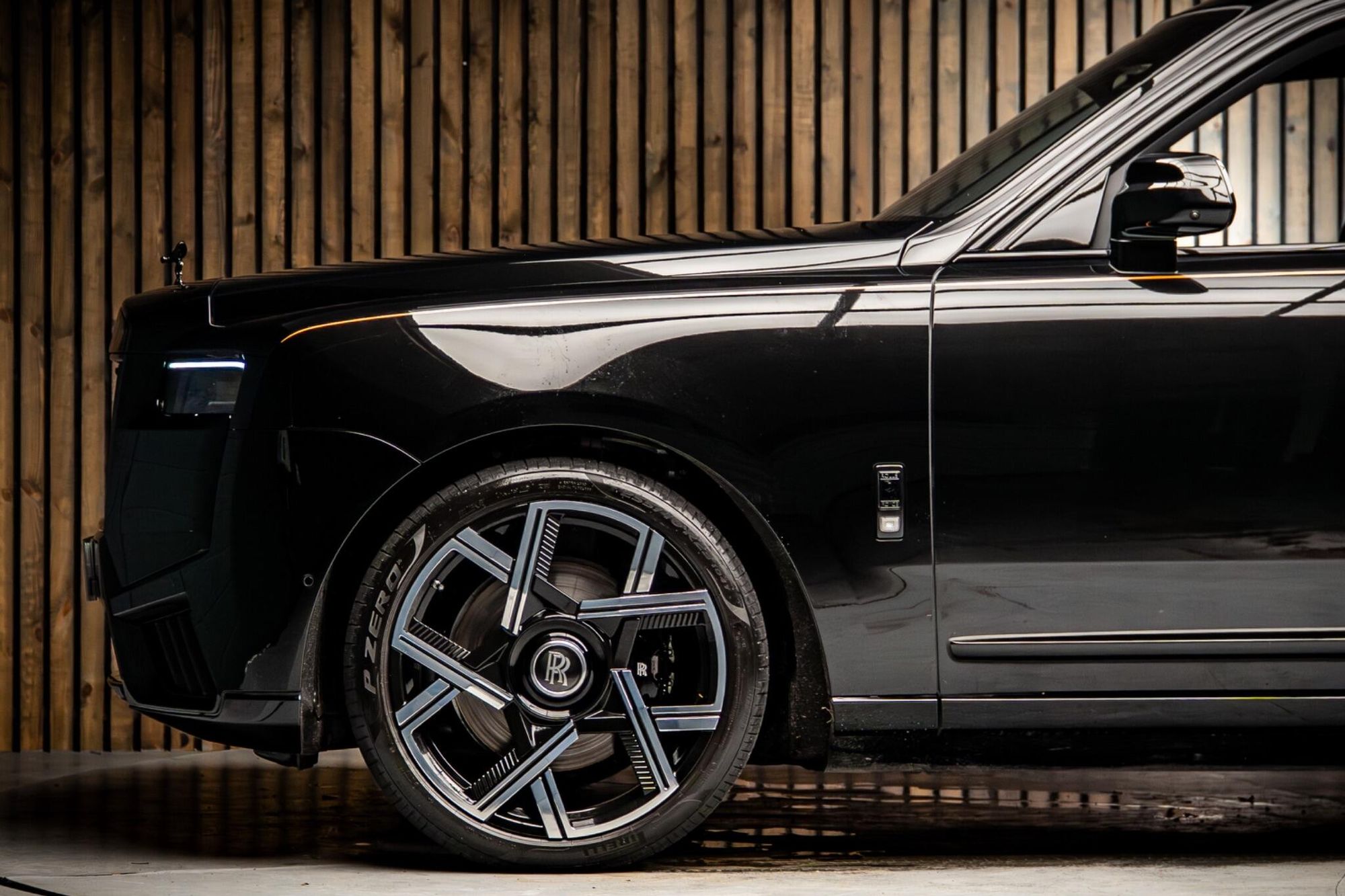 Rolls-Royce Cullinan Suv 6.75 II 5 Door Auto for sale UK - Slide 9