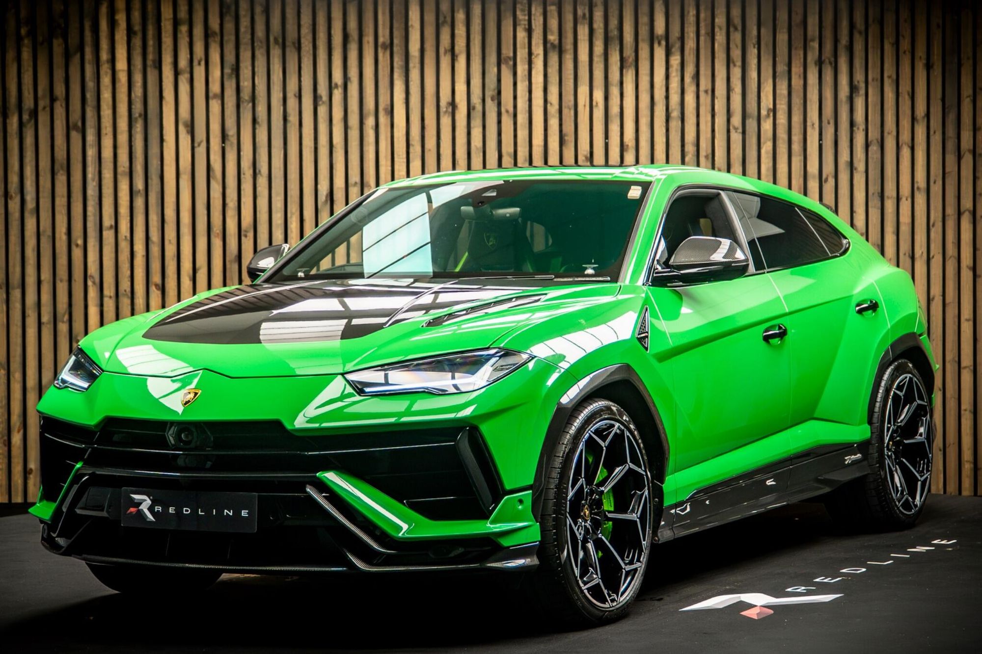 LAMBORGHINI URUS ESTATE 4.0T FSI V8 Performante 5dr Auto for sale UK - Slide 8