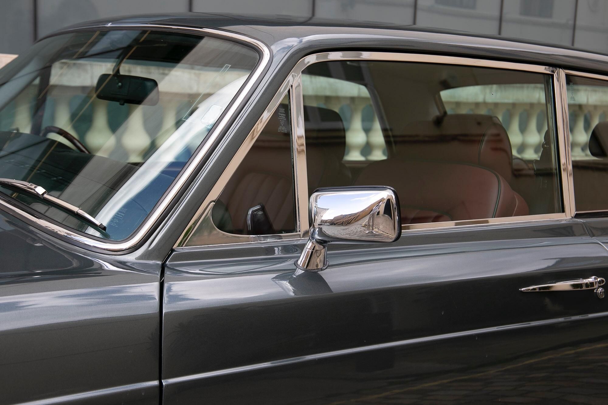 ROLLS-ROYCE CORNICHE CONVERTIBLE 2dr Auto for sale UK - Slide 6