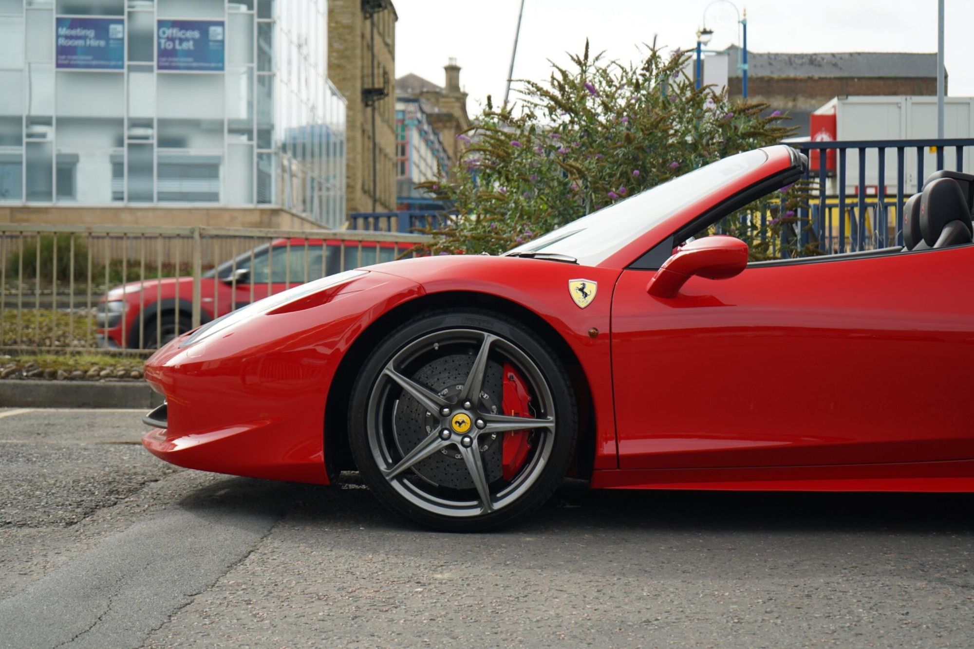 FERRARI 458 CONVERTIBLE Spider 2dr Auto [HELE] for sale UK - Slide 10