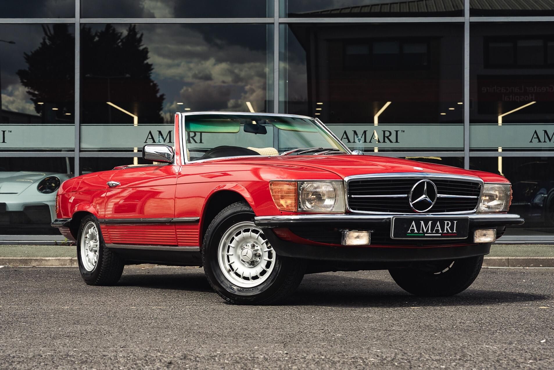 MERCEDES-BENZ SL SERIES ROADSTER 380 SL 2dr Auto for sale UK - Slide 8