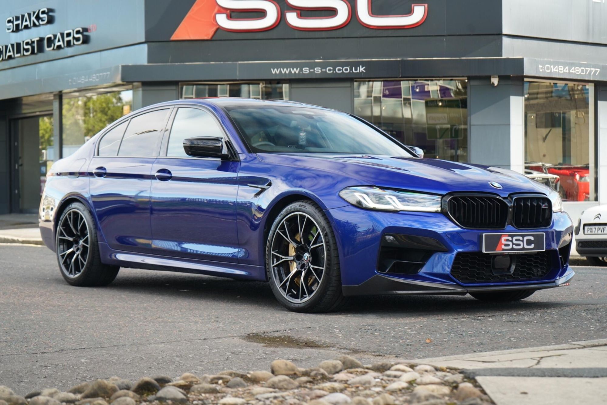BMW M5 SALOON M5 Competition 4dr DCT for sale UK - Slide 4