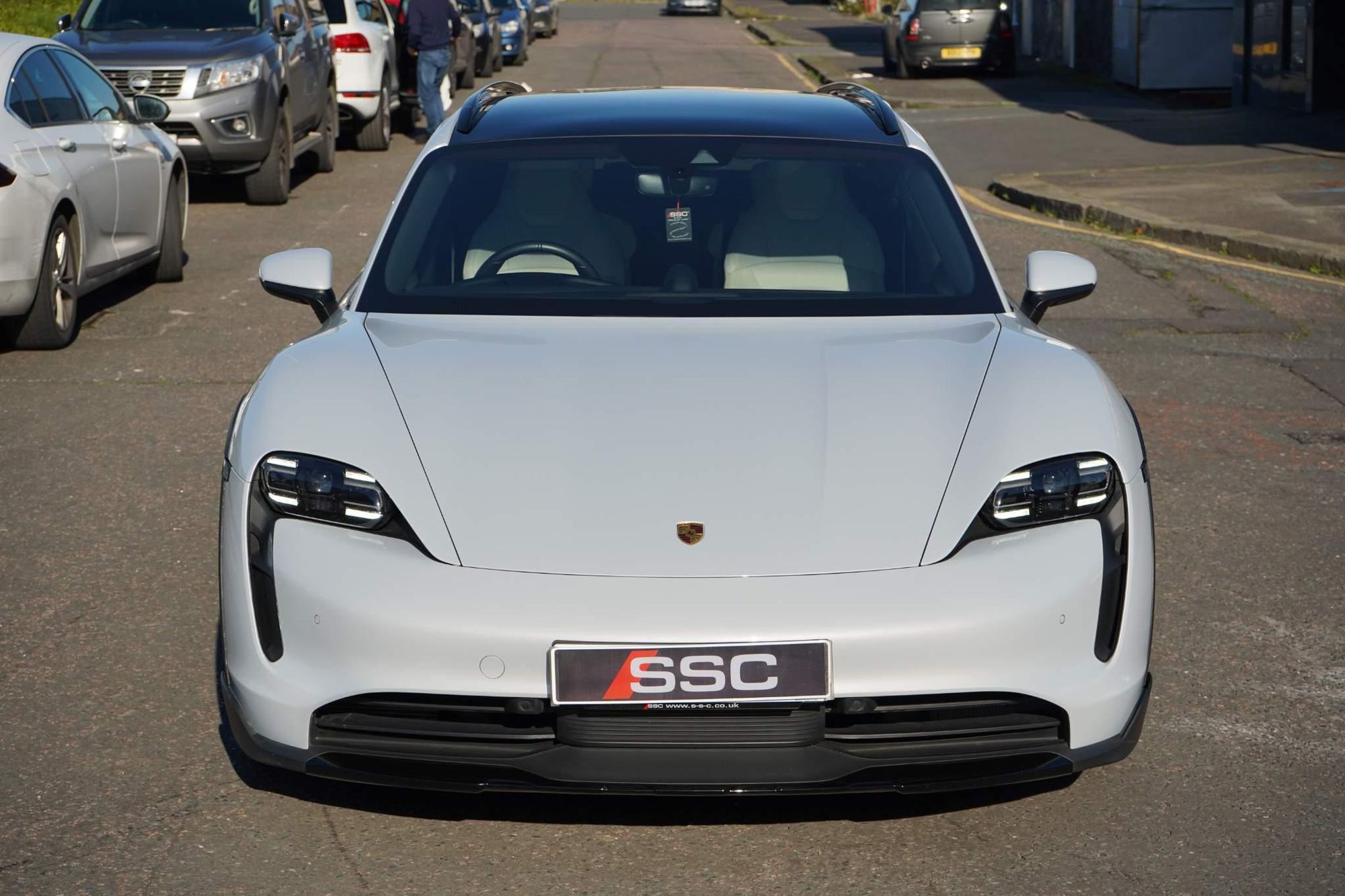 PORSCHE TAYCAN CROSS TURISMO 420kW 4S 93kWh 5dr Auto for sale UK - Slide 6