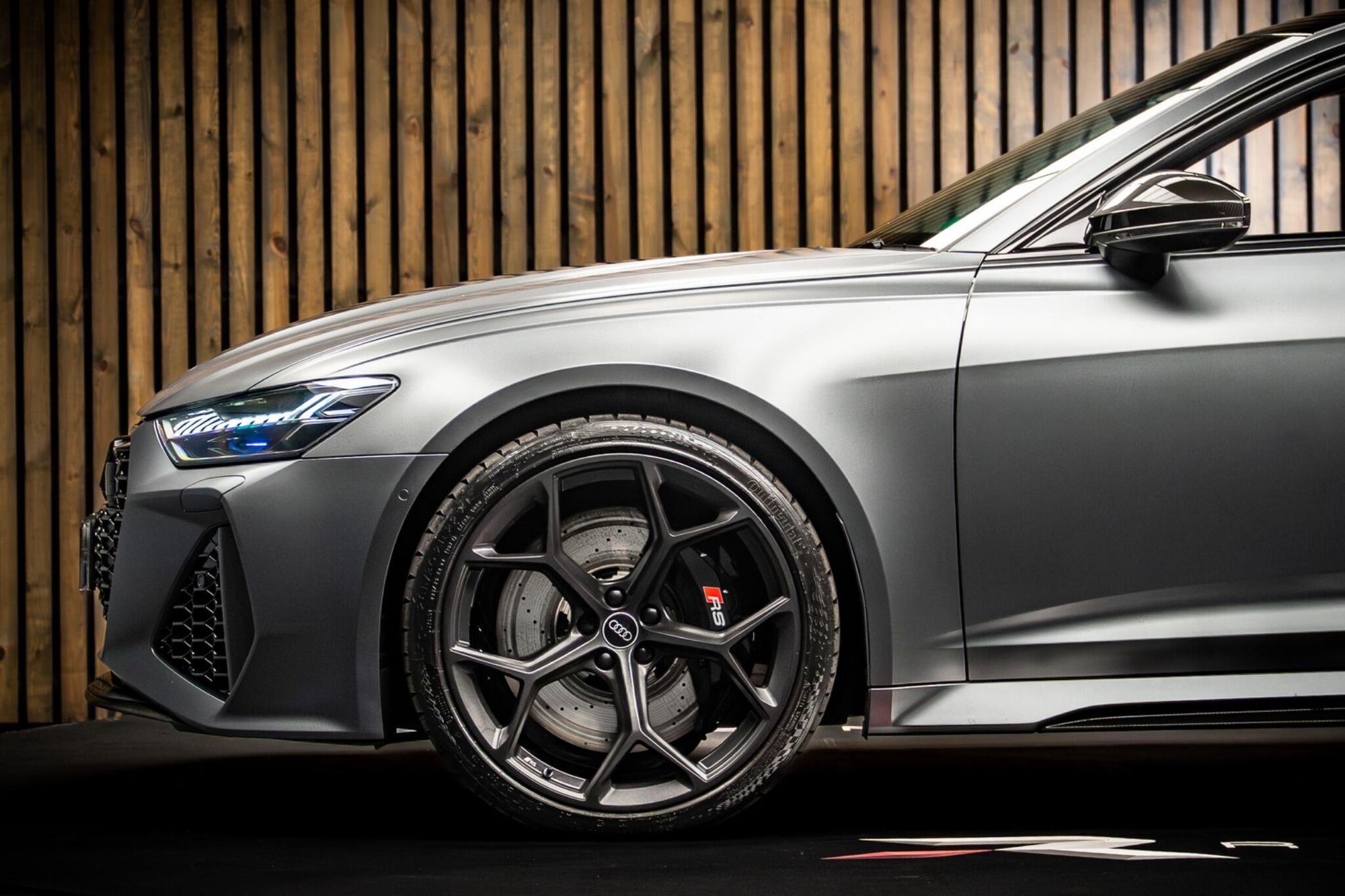 AUDI RS6 RS 6 AVANT RS 6 TFSI Quattro Performance 5dr Tiptronic for sale UK - Slide 9