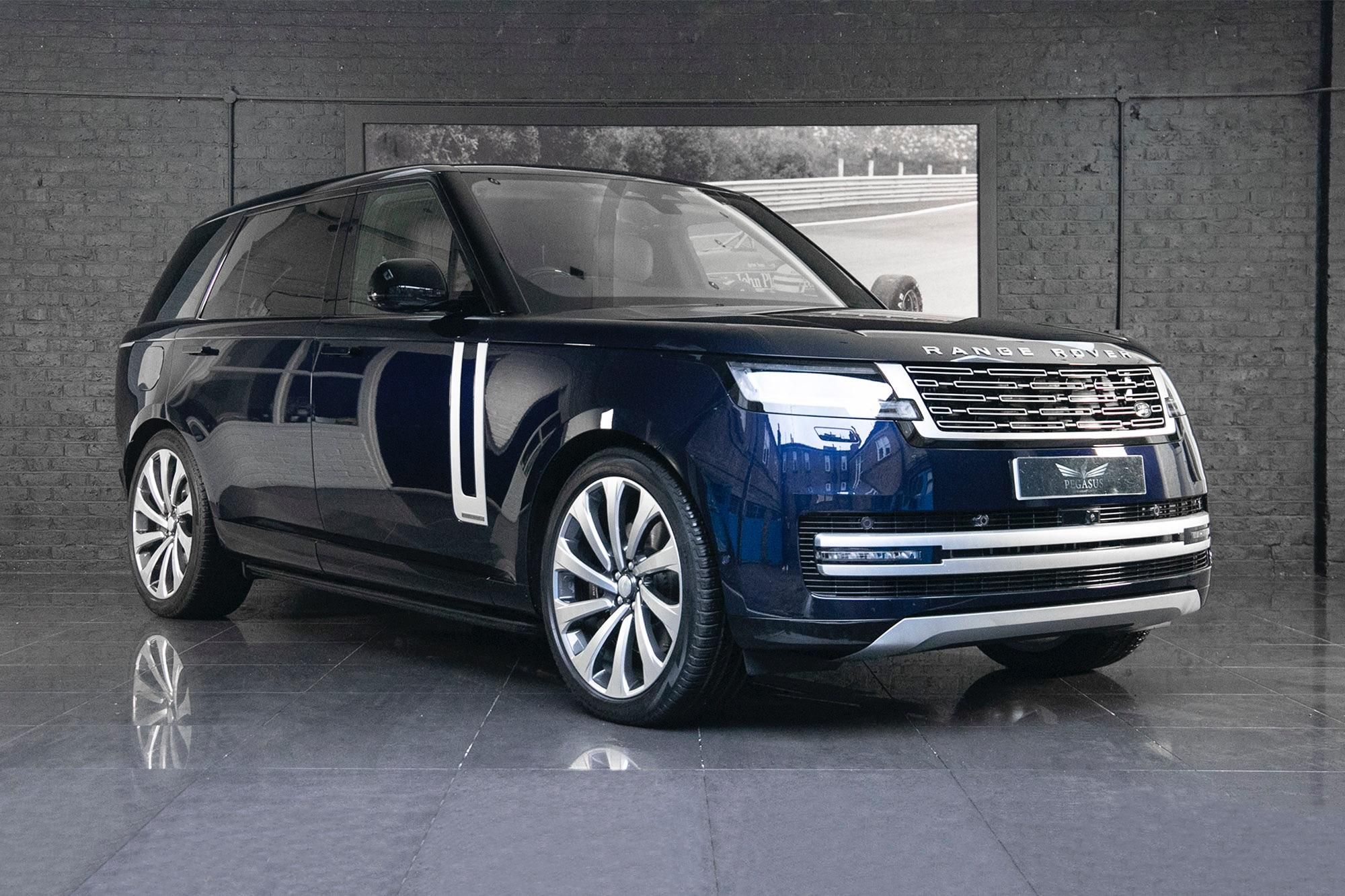 LAND ROVER RANGE ROVER ESTATE 4.4 P530 V8 Autobiography LWB 4dr Auto [7 Seat]