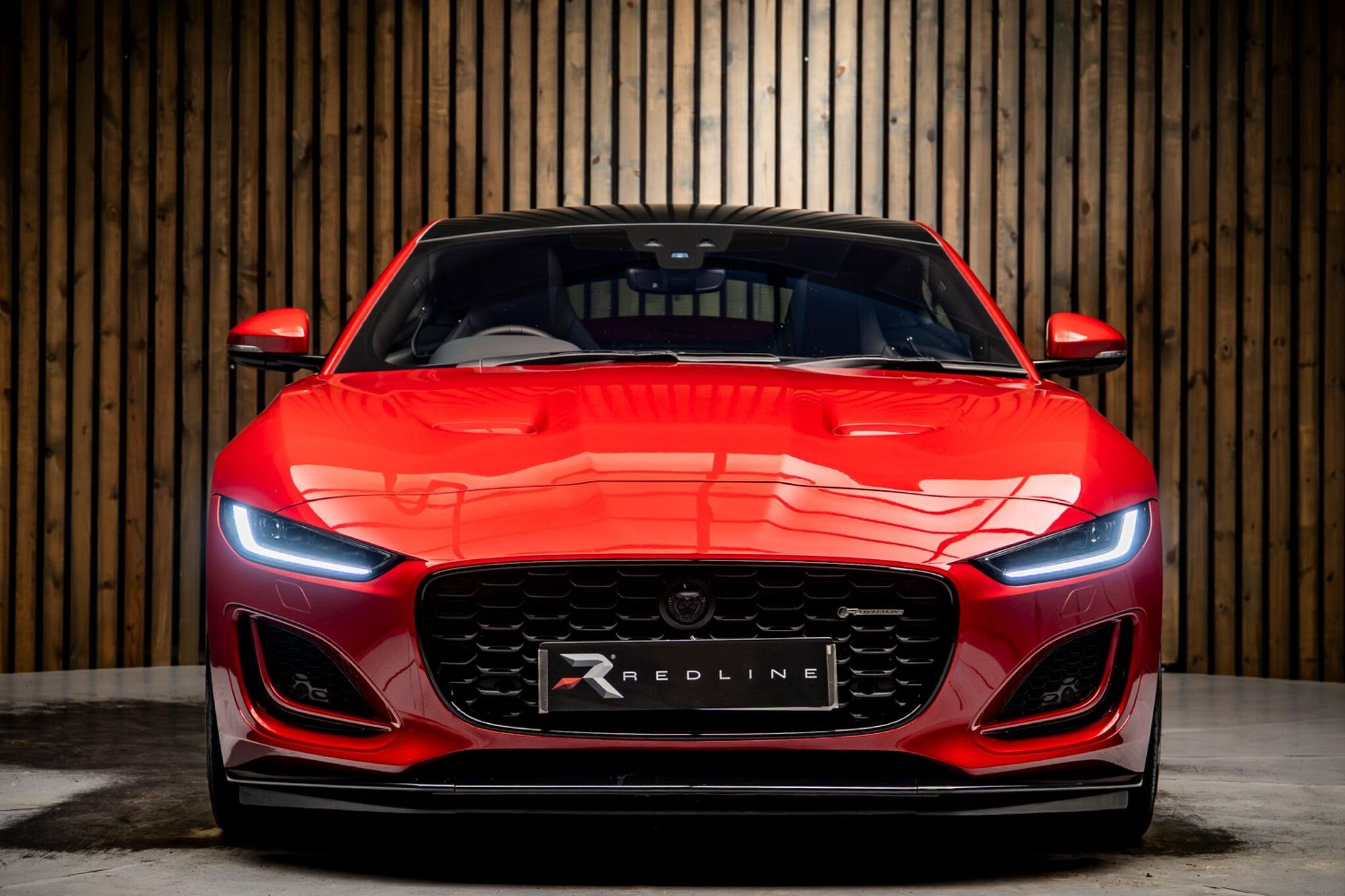 JAGUAR F-TYPE COUPE 2.0 P300 R-Dynamic Plus 2dr Auto for sale UK - Slide 5