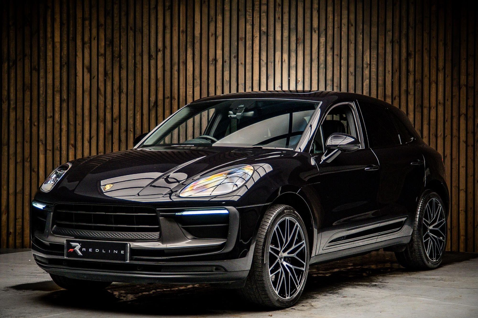 PORSCHE MACAN ESTATE T 5dr PDK for sale UK - Slide 8