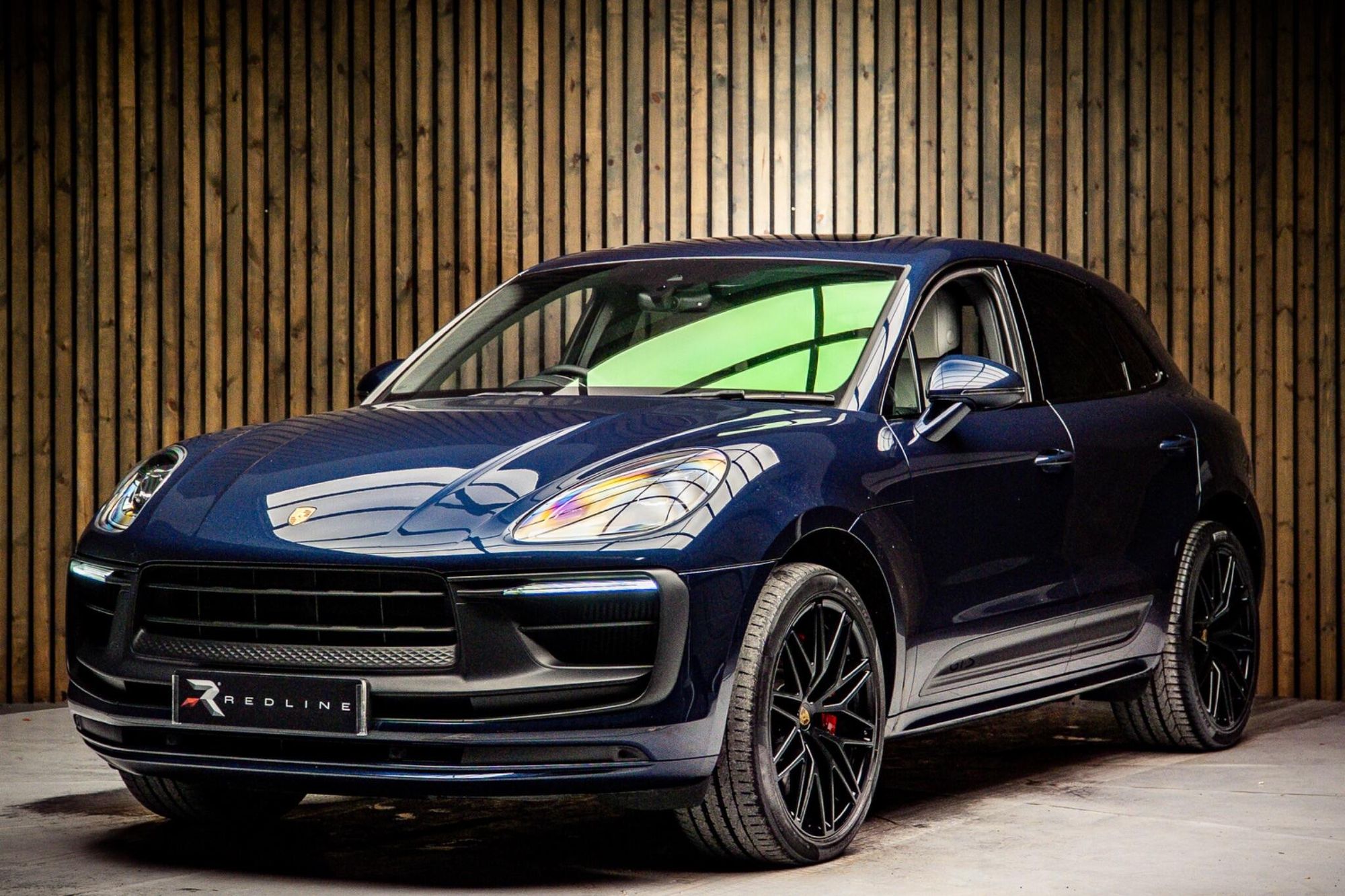 PORSCHE MACAN ESTATE GTS 5dr PDK for sale UK - Slide 8