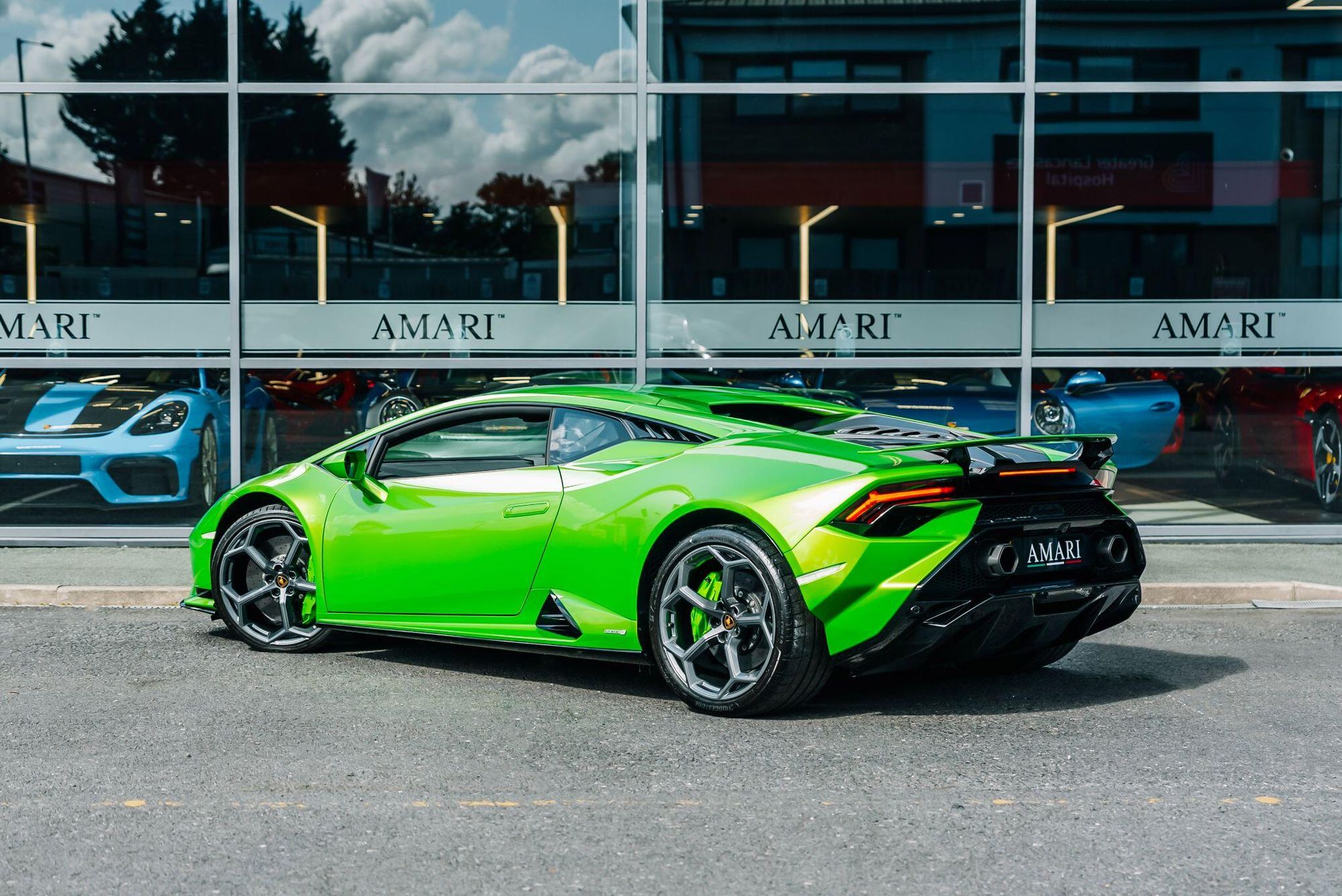LAMBORGHINI HURACAN COUPE LP 640-4 Performante 2dr LDF for sale UK - Slide 3