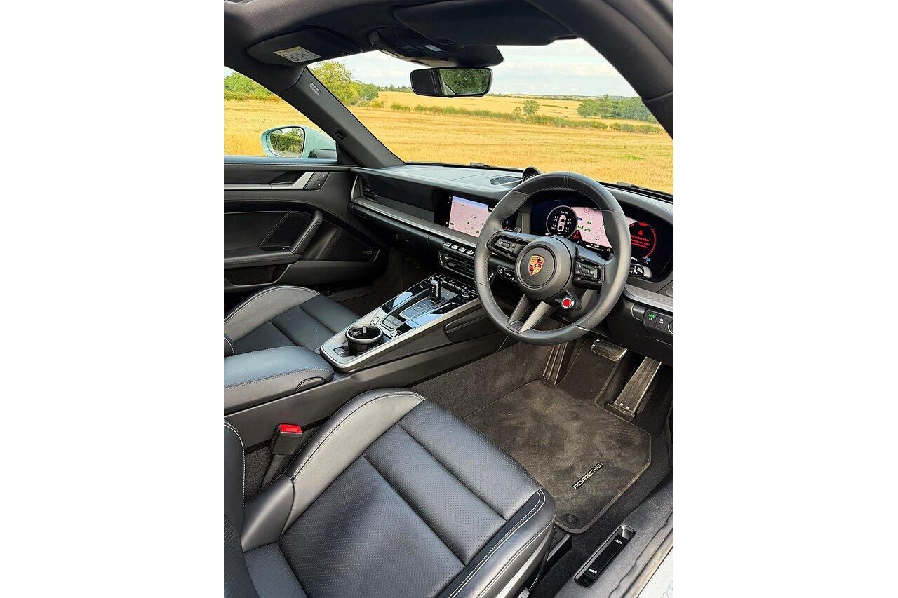 PORSCHE 911 [992] CARRERA COUPE 2dr PDK for sale UK - Slide 6