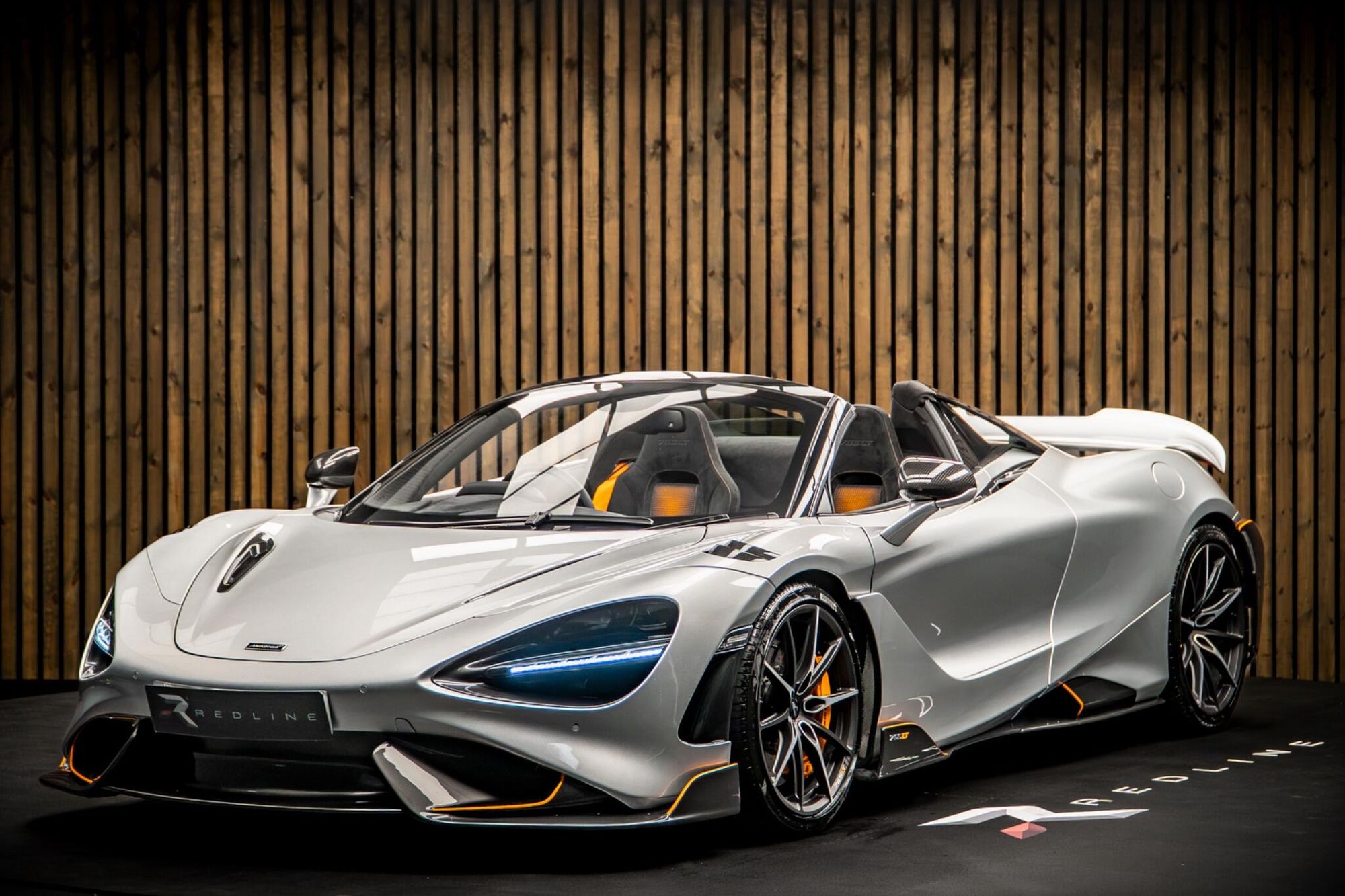 MCLAREN 765LT SPIDER V8 2dr SSG Auto for sale UK - Slide 8