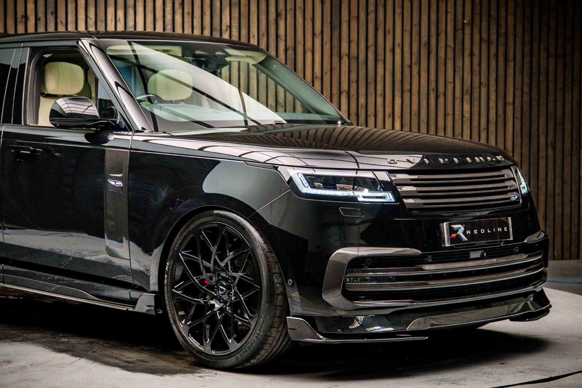 LAND ROVER RANGE ROVER ESTATE 3.0 P400 Autobiography 4dr Auto for sale UK - Slide 10