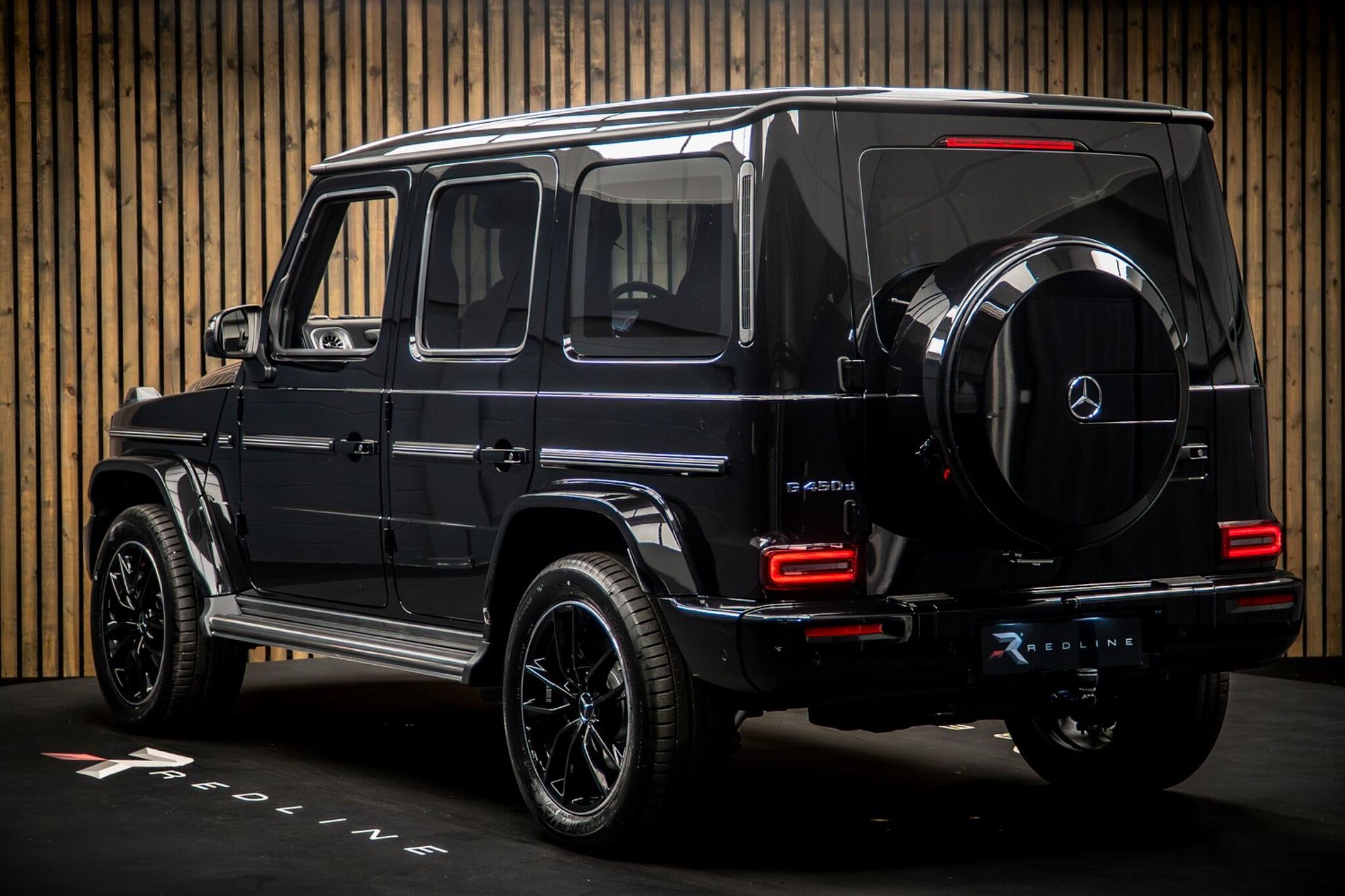 MERCEDES-BENZ G CLASS DIESEL STATION WAGON G450d AMG Line Premium Plus 5dr 9G-Tronic for sale UK - Slide 3