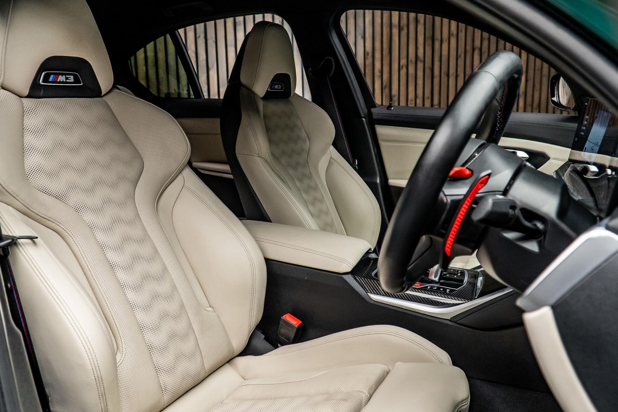 BMW M3 SALOON M3 xDrive Competition M 4dr Step Auto for sale UK - Slide 2