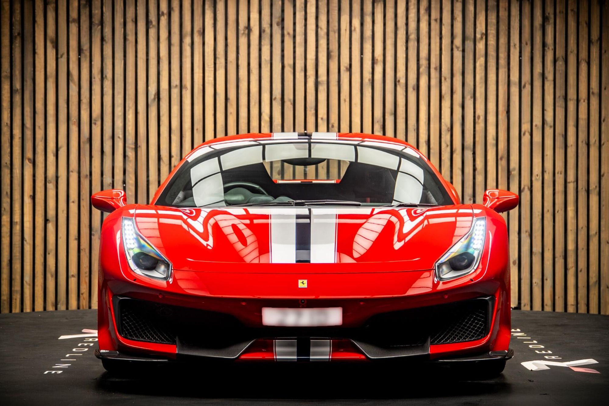 FERRARI 488 PISTA COUPE 2dr Auto for sale UK - Slide 5