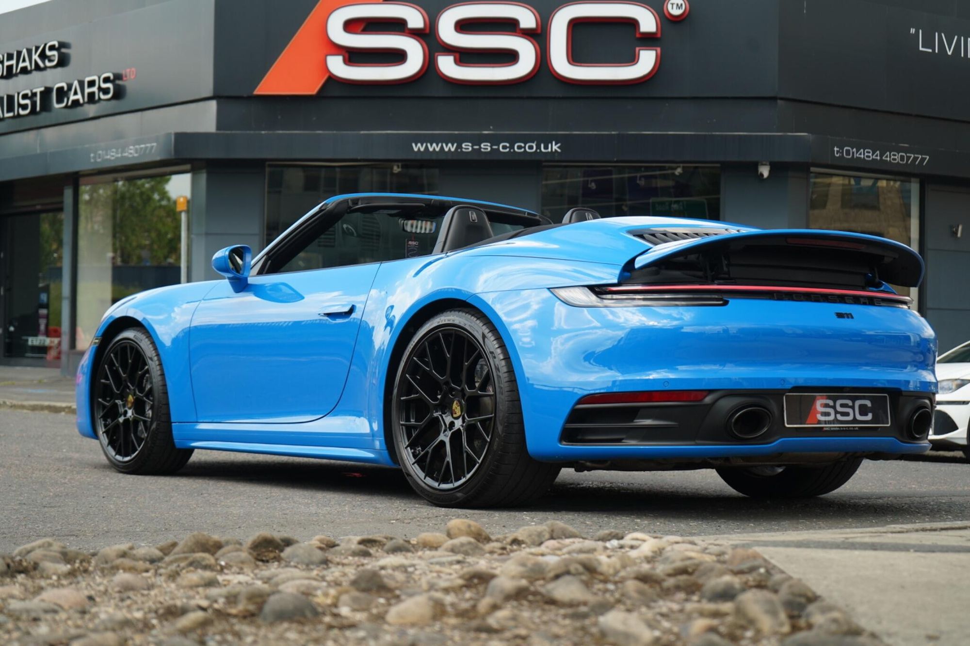 PORSCHE 911 [992] CARRERA CABRIOLET S 2dr PDK for sale UK - Slide 2
